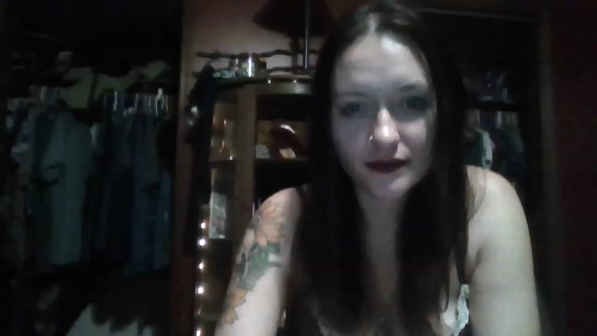 Gallery image thumbnail from HellzVixxxen's myfreecams stream on, 11/17/2022, 03:15 image 12 of 20