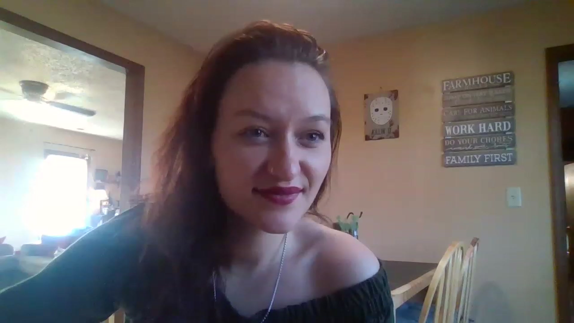Gallery image thumbnail from HellzVixxxen's myfreecams stream on, 11/18/2022, 13:20 image 17 of 20