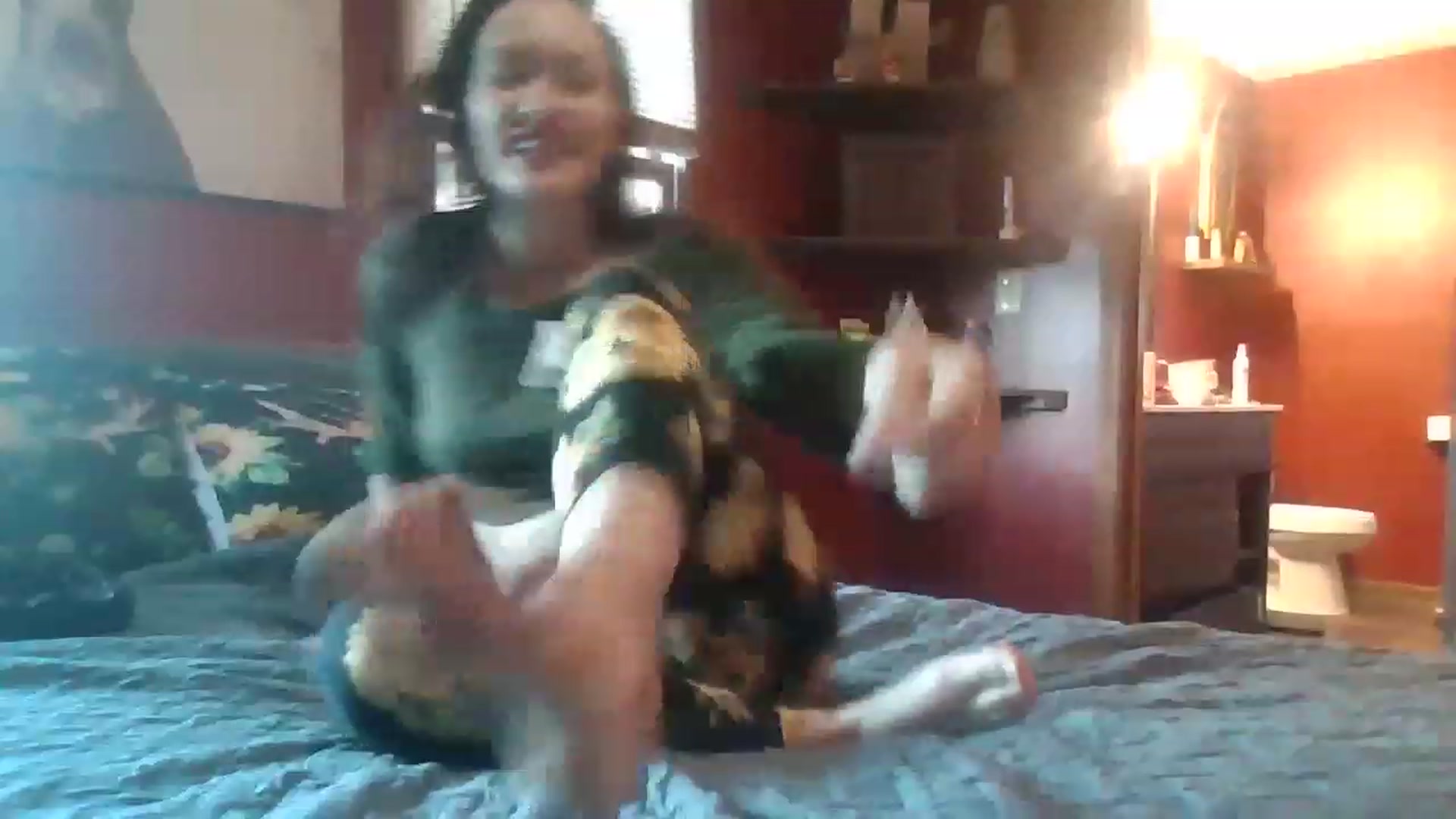 Gallery image thumbnail from HellzVixxxen's myfreecams stream on, 11/18/2022, 13:20 image 11 of 20