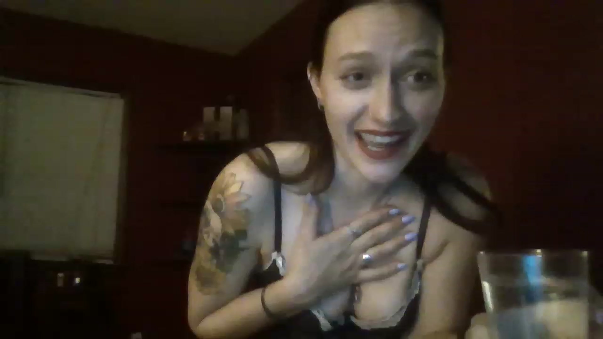 Gallery image thumbnail from HellzVixxxen's myfreecams stream on, 11/20/2022, 03:27 image 4 of 20