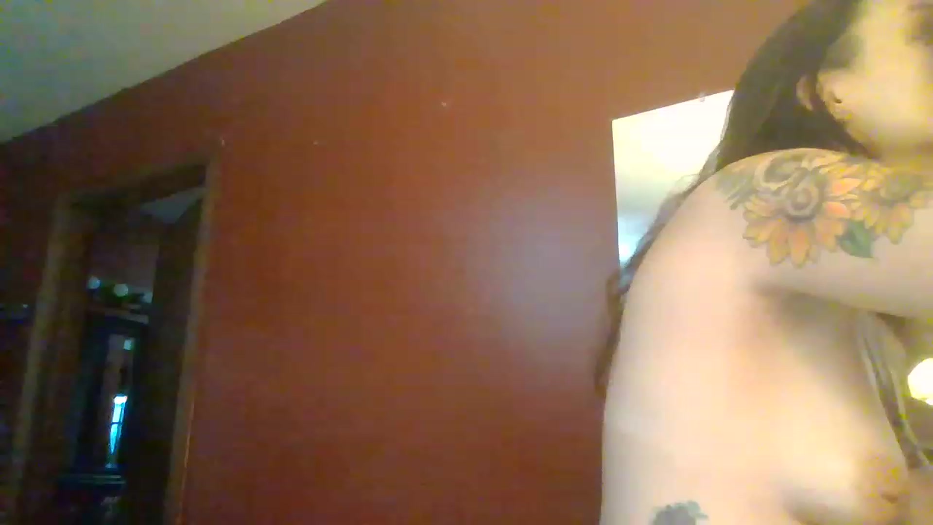 Gallery image thumbnail from HellzVixxxen's myfreecams stream on, 11/22/2022, 13:09 image 2 of 20