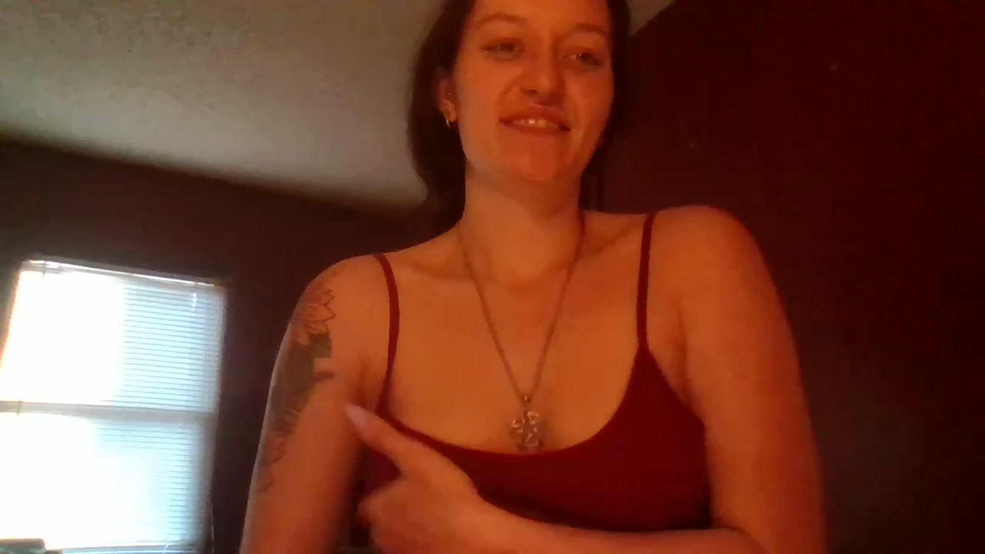 Gallery image thumbnail from HellzVixxxen's myfreecams stream on, 11/23/2022, 21:29 image 7 of 20