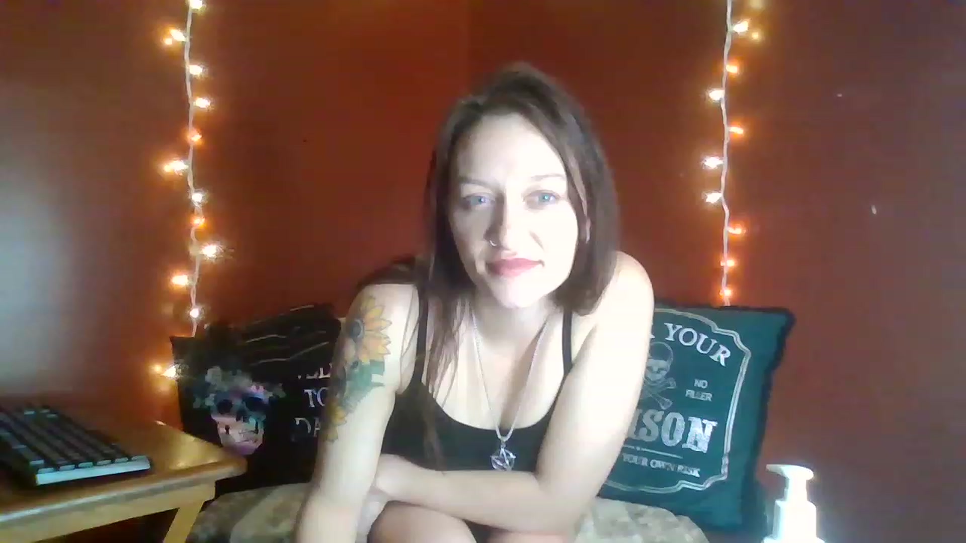 Gallery image thumbnail from HellzVixxxen's myfreecams stream on, 11/25/2022, 05:03 image 7 of 20