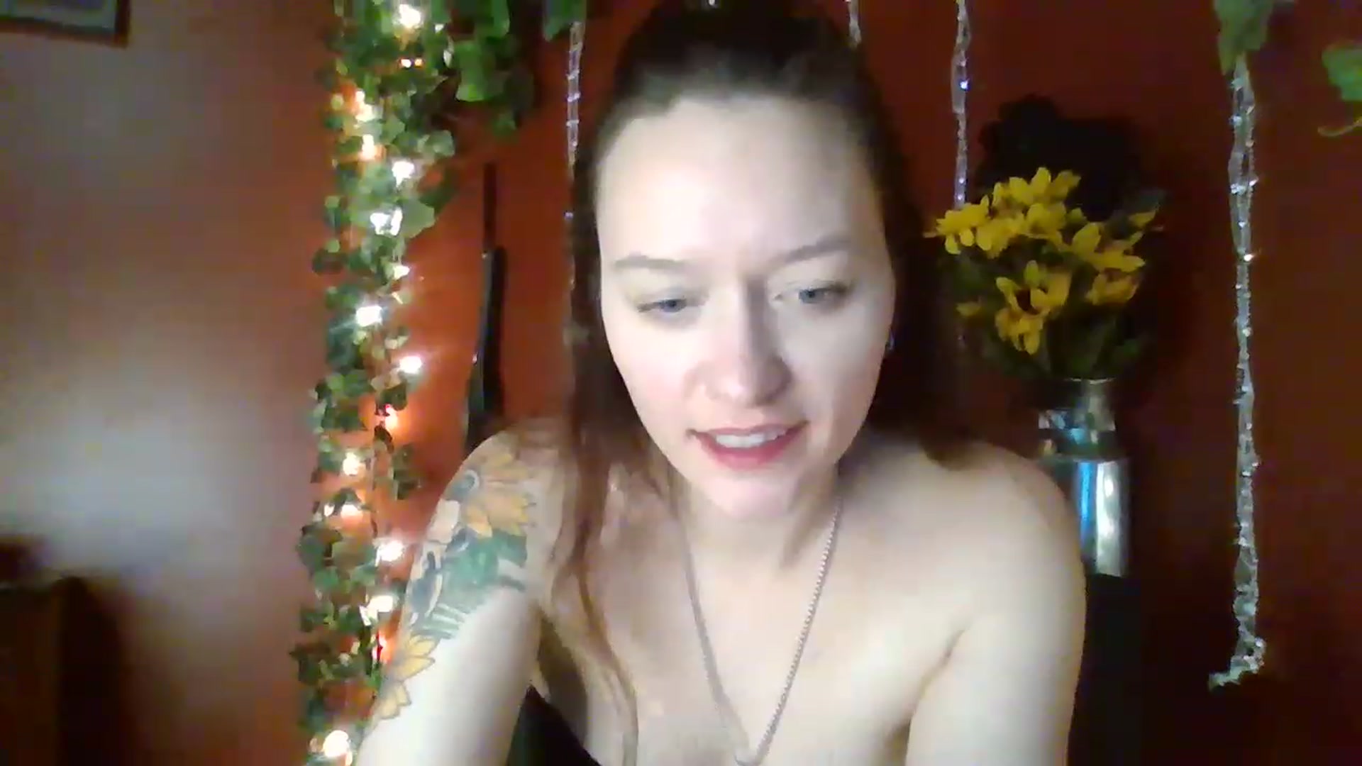 Gallery image thumbnail from HellzVixxxen's myfreecams stream on, 12/05/2022, 12:42 image 13 of 20