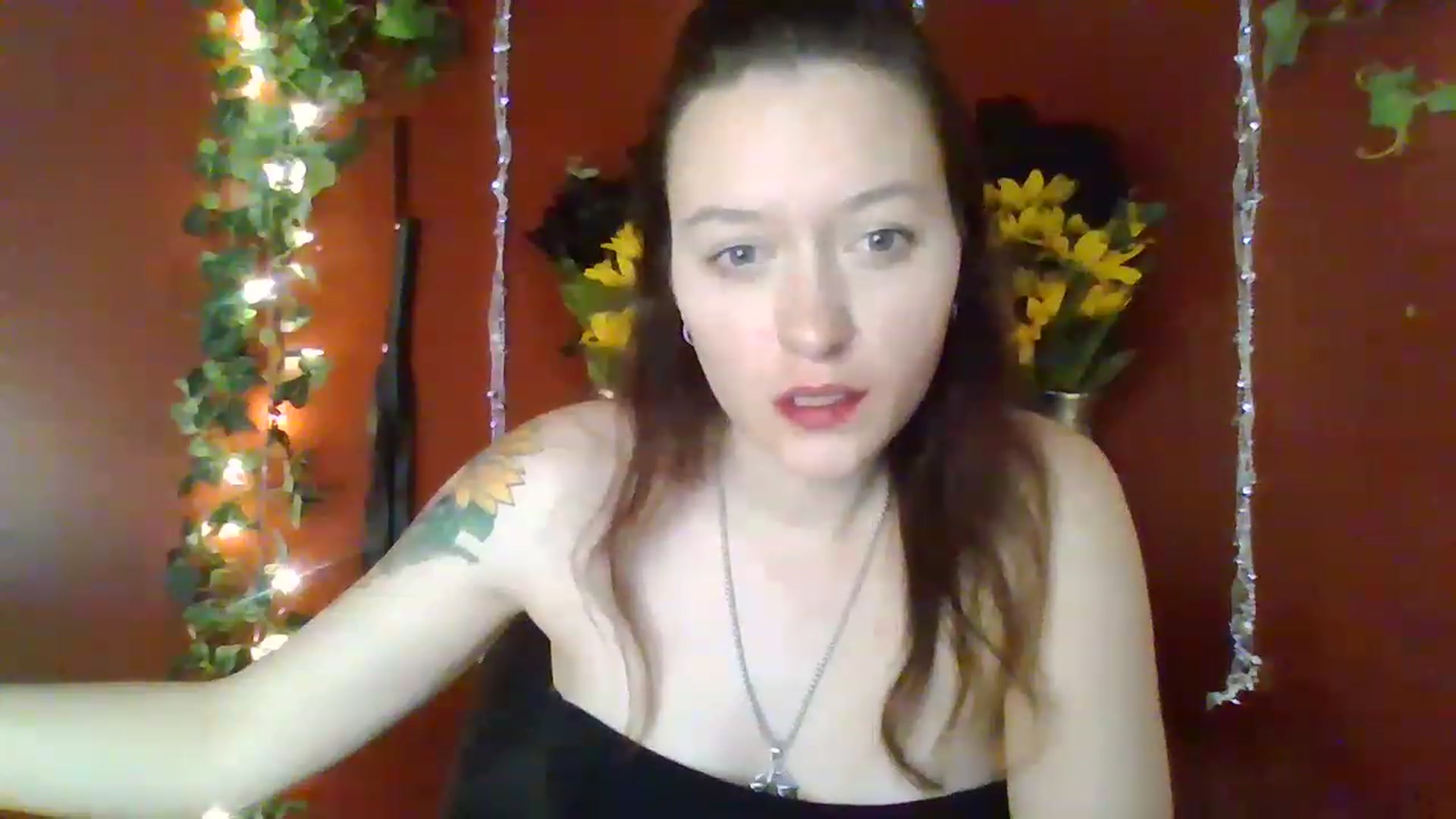 Gallery image thumbnail from HellzVixxxen's myfreecams stream on, 12/05/2022, 12:42 image 7 of 20