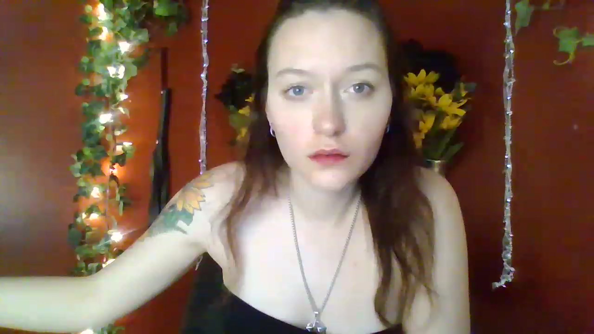 Gallery image thumbnail from HellzVixxxen's myfreecams stream on, 12/05/2022, 12:42 image 6 of 20