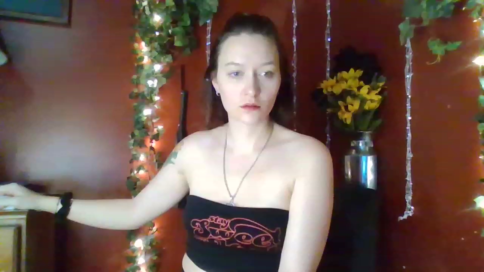 Gallery image thumbnail from HellzVixxxen's myfreecams stream on, 12/05/2022, 12:42 image 1 of 20