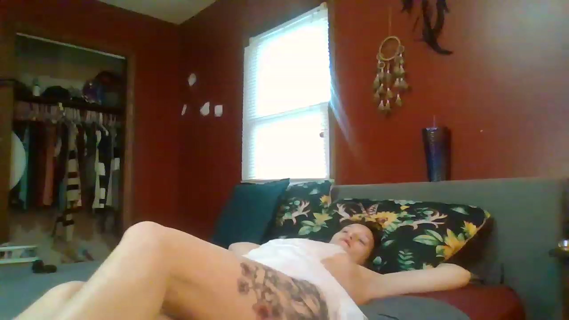 Gallery image thumbnail from HellzVixxxen's myfreecams stream on, 12/08/2022, 12:47 image 15 of 20