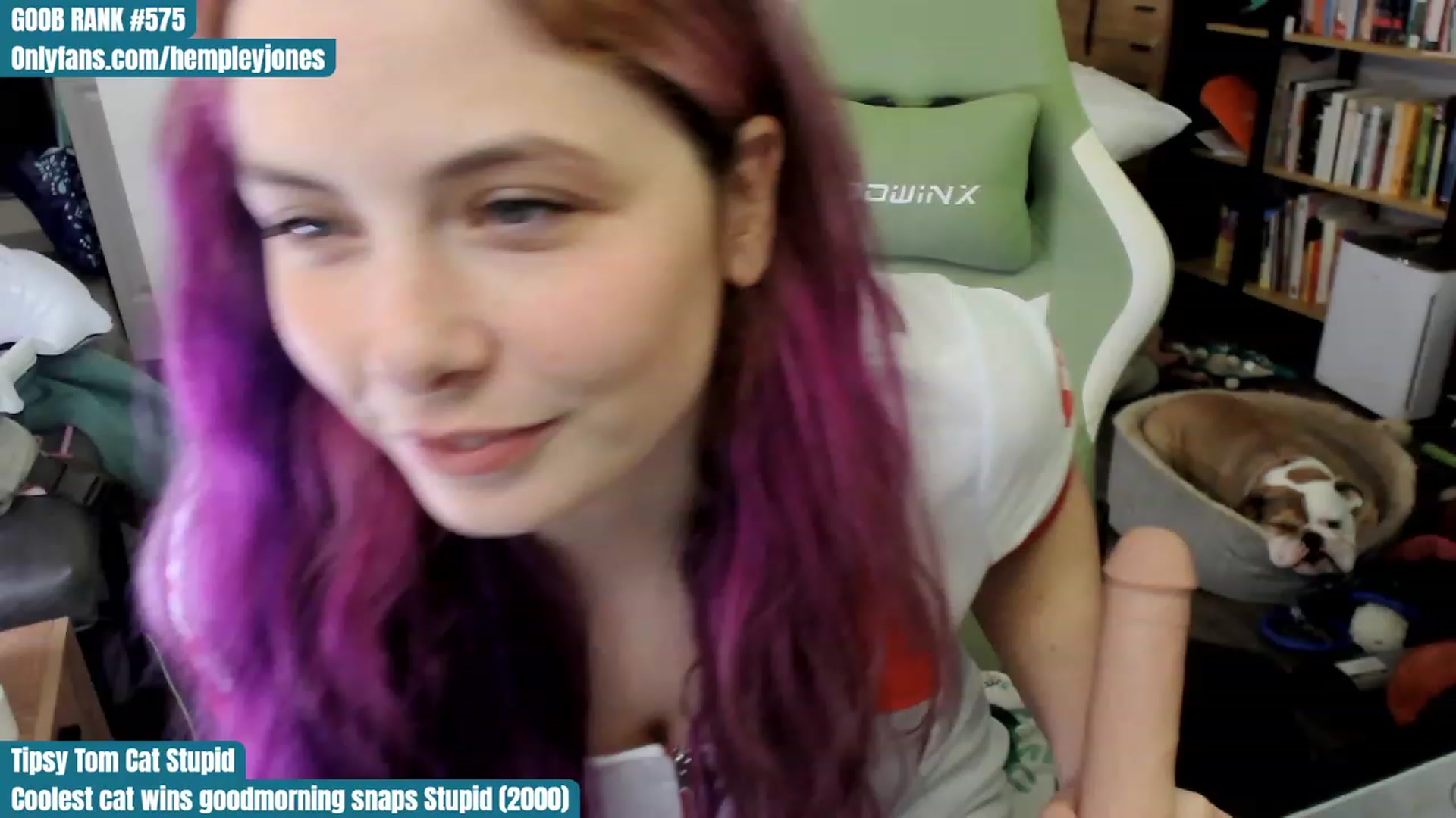 Gallery image thumbnail from Hempley's myfreecams stream on, 10/28/2023, 02:32 image 20 of 20