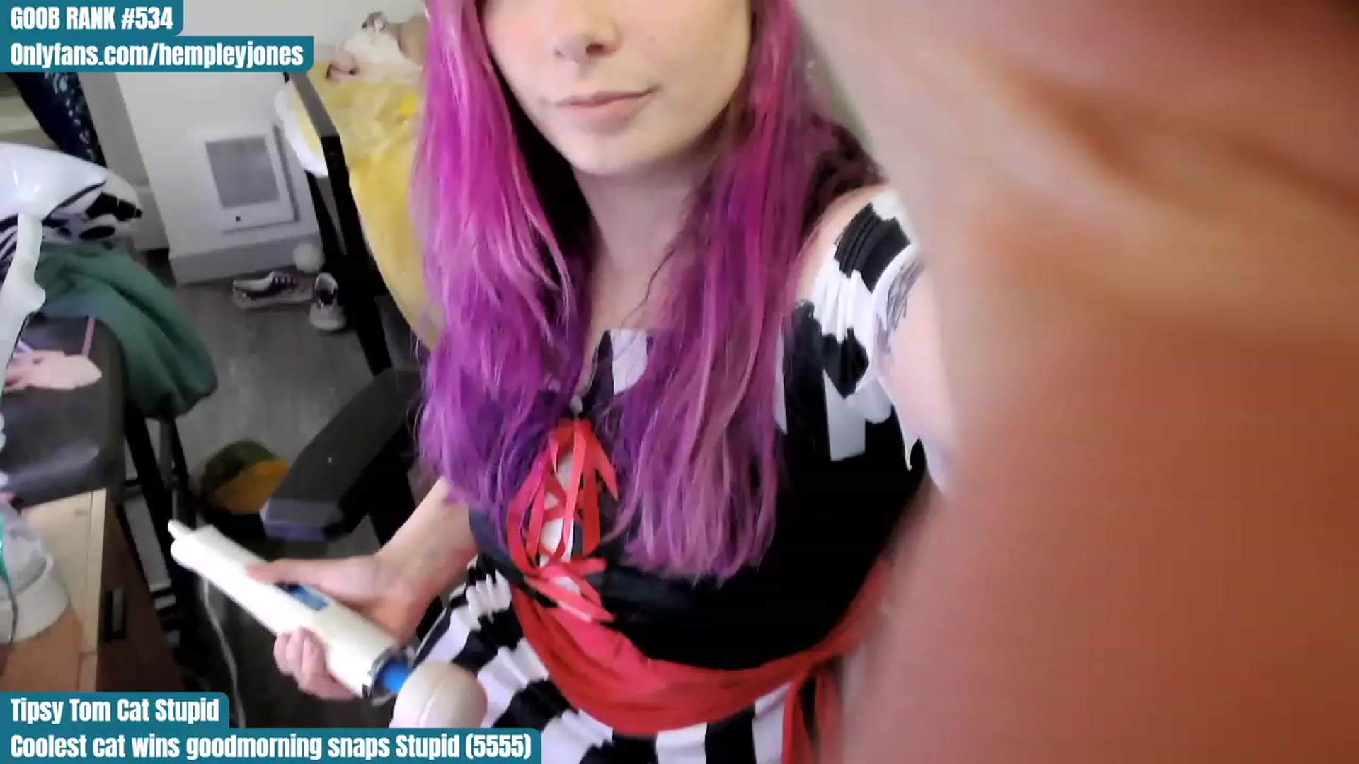 Gallery image thumbnail from Hempley's myfreecams stream on, 10/29/2023, 02:35 image 19 of 20