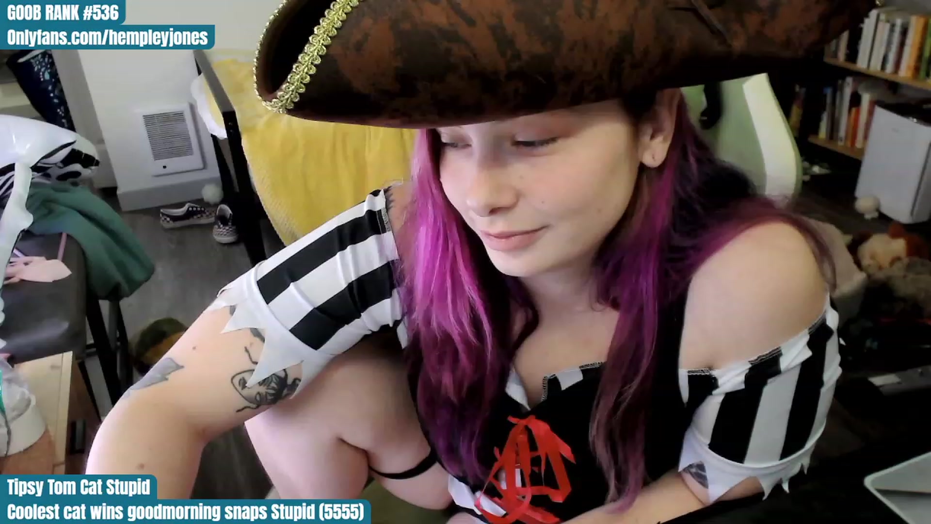 Gallery image thumbnail from Hempley's myfreecams stream on, 10/29/2023, 02:35 image 16 of 20