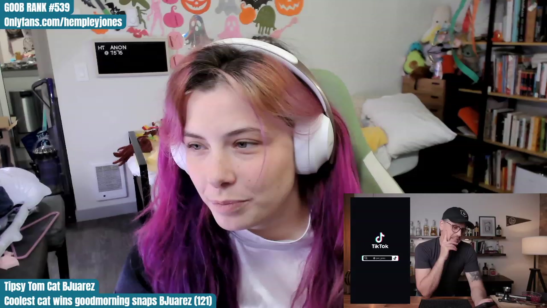 Gallery image thumbnail from Hempley's myfreecams stream on, 10/29/2023, 23:08 image 6 of 20