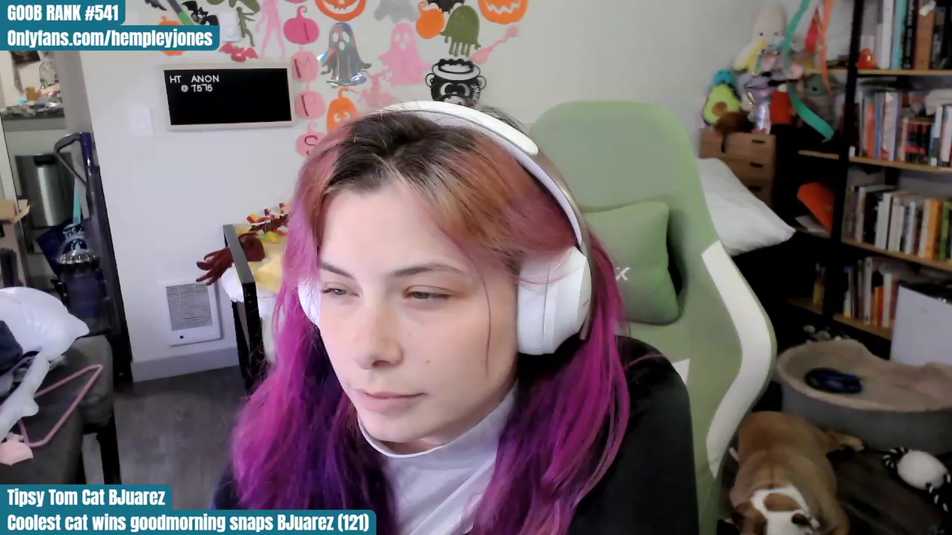 Gallery image thumbnail from Hempley's myfreecams stream on, 10/29/2023, 23:08 image 9 of 20