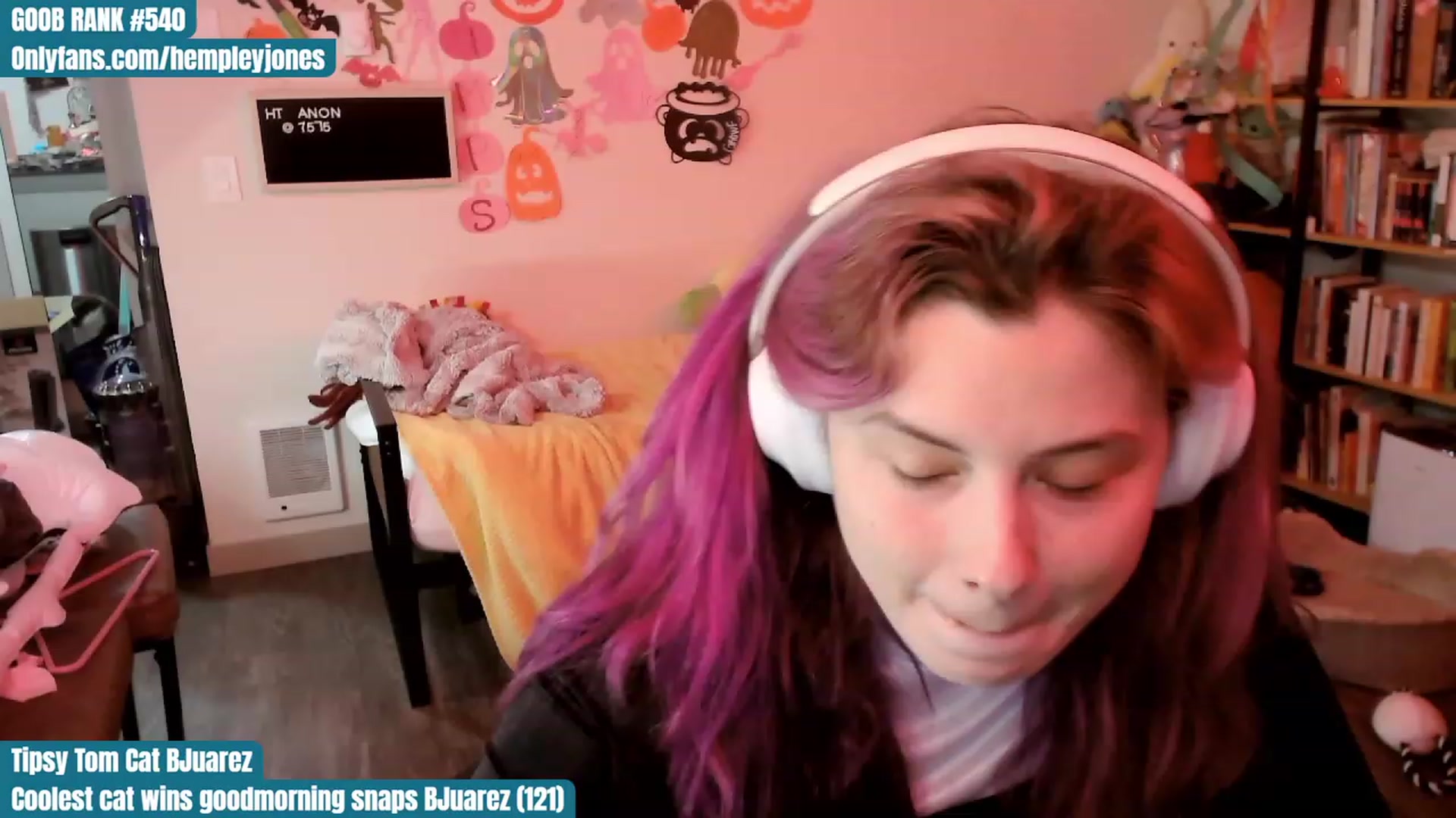 Gallery image thumbnail from Hempley's myfreecams stream on, 10/29/2023, 23:08 image 16 of 20