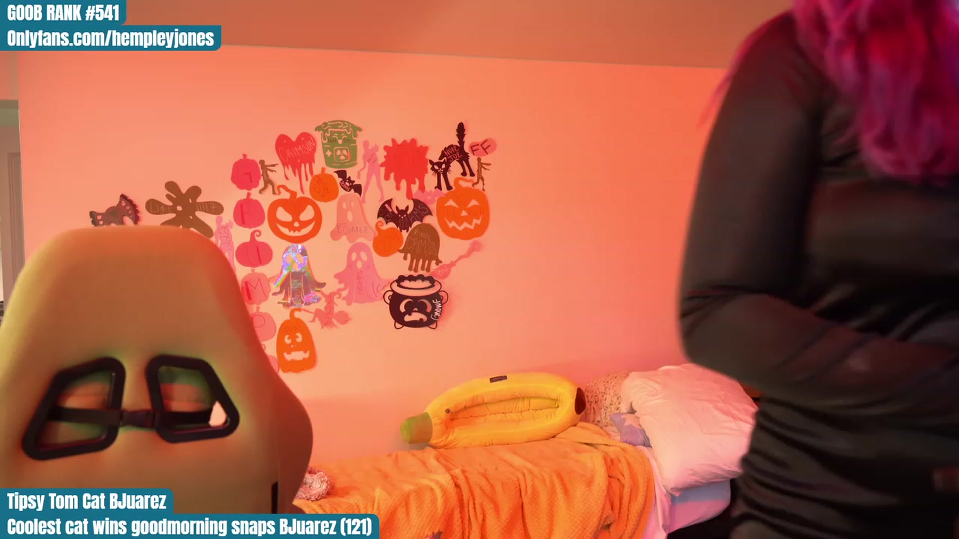 Gallery image thumbnail from Hempley's myfreecams stream on, 10/29/2023, 23:08 image 18 of 20