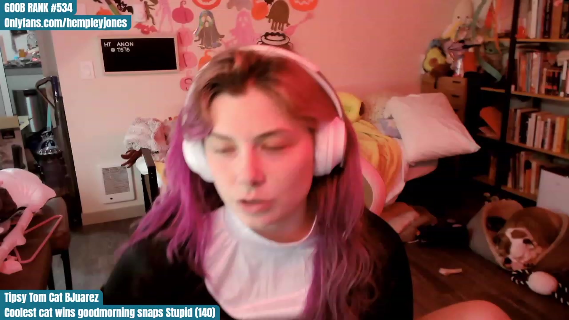 Gallery image thumbnail from Hempley's myfreecams stream on, 10/29/2023, 23:26 image 11 of 20