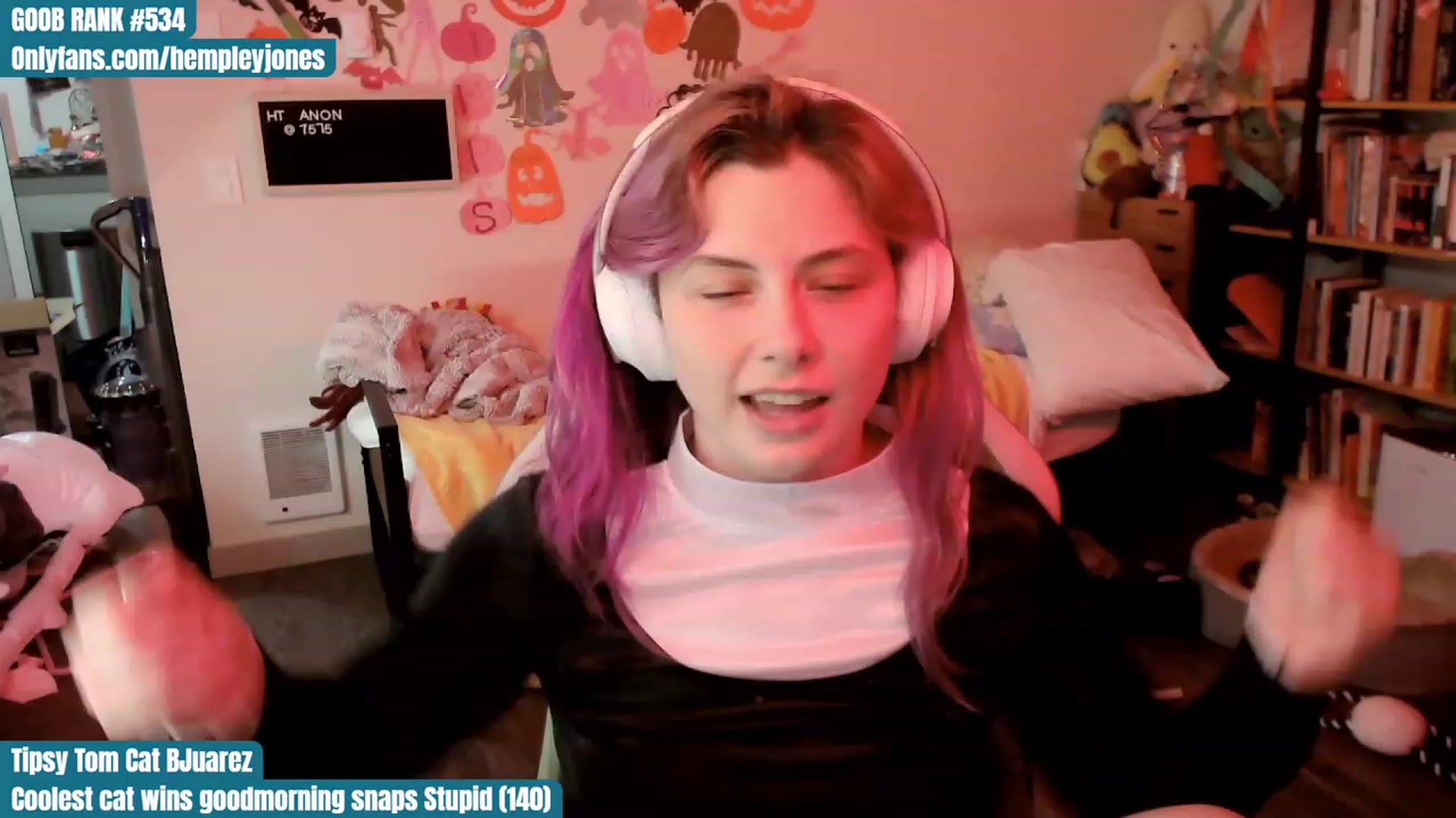 Gallery image thumbnail from Hempley's myfreecams stream on, 10/29/2023, 23:26 image 4 of 20