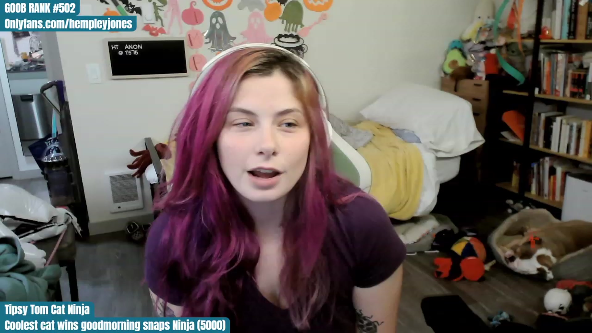 Gallery image thumbnail from Hempley's myfreecams stream on, 10/31/2023, 03:02 image 4 of 20
