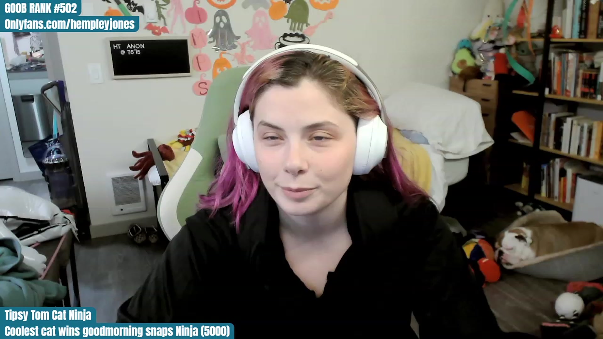 Gallery image thumbnail from Hempley's myfreecams stream on, 10/31/2023, 03:02 image 11 of 20