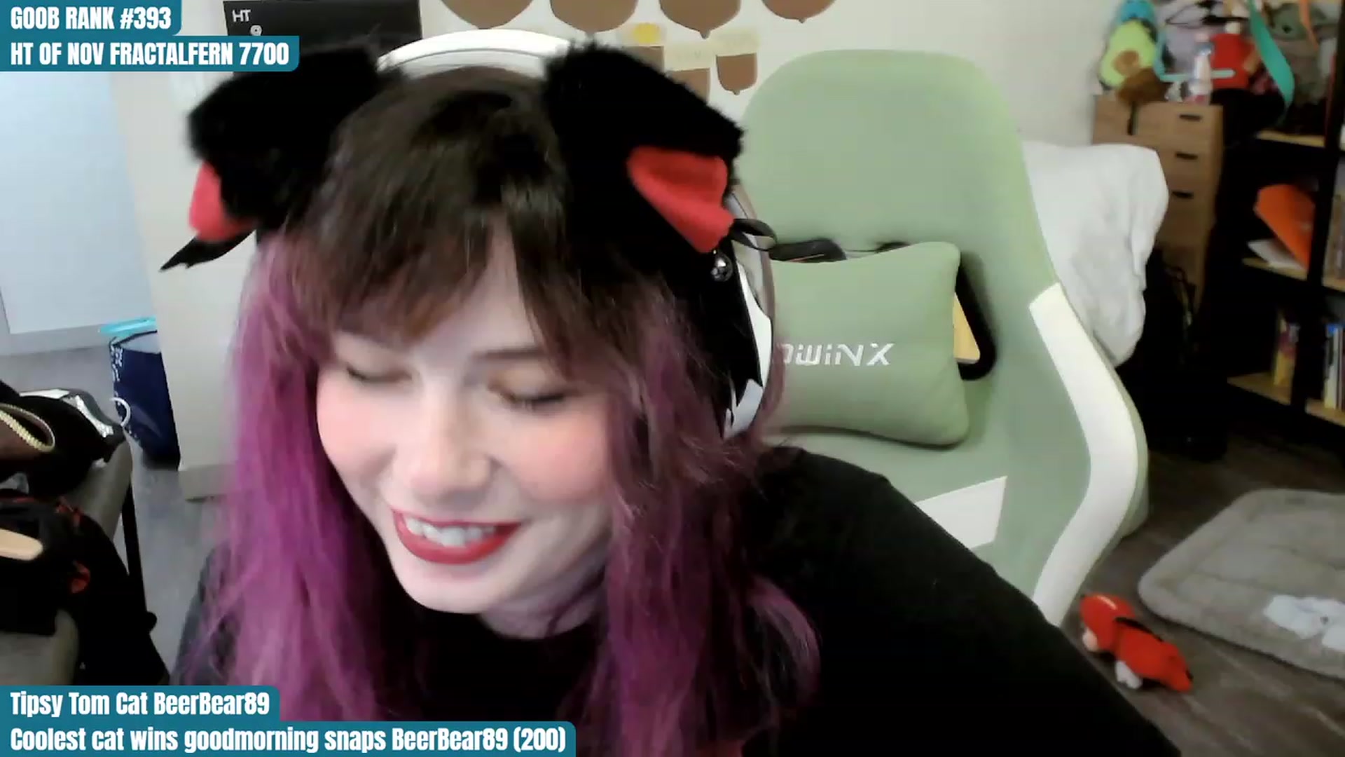 Gallery image thumbnail from Hempley's myfreecams stream on, 11/11/2023, 24:30 image 12 of 20