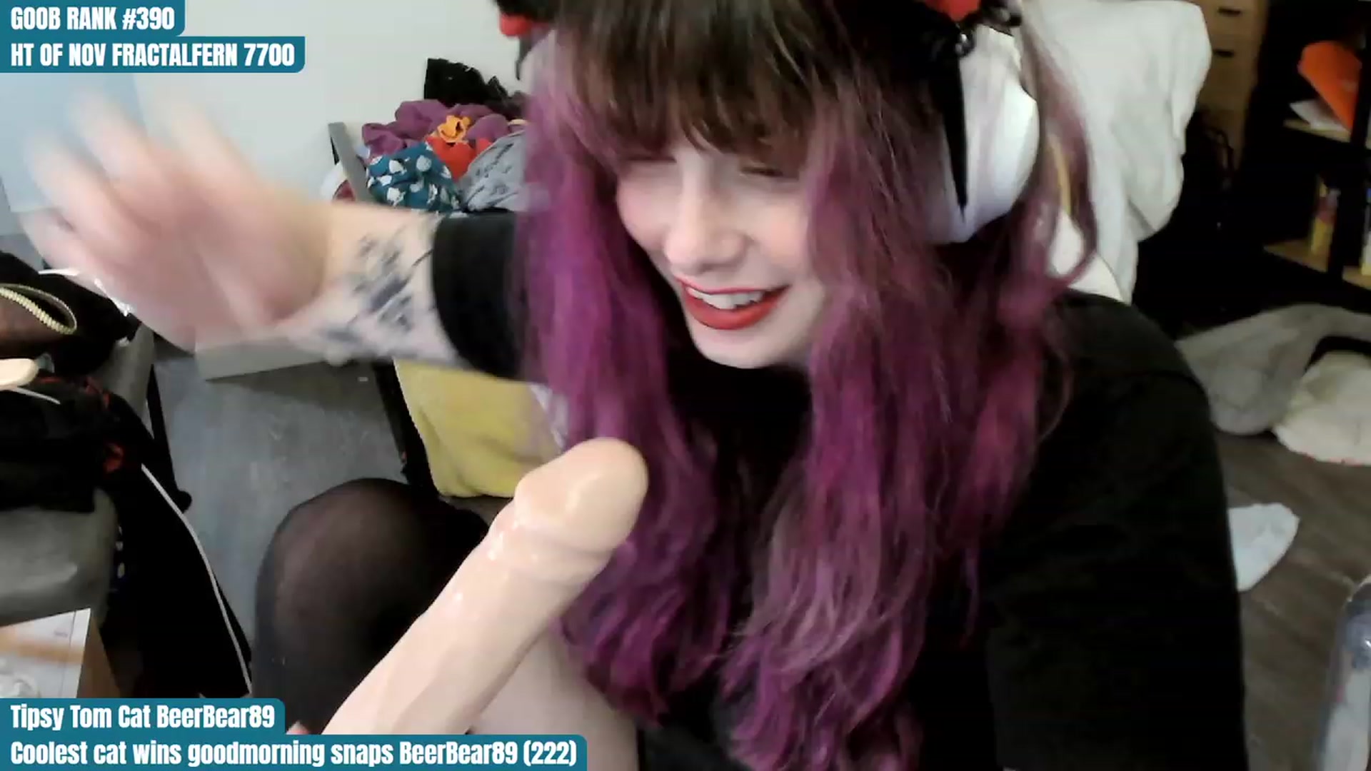 Gallery image thumbnail from Hempley's myfreecams stream on, 11/11/2023, 02:54 image 17 of 20
