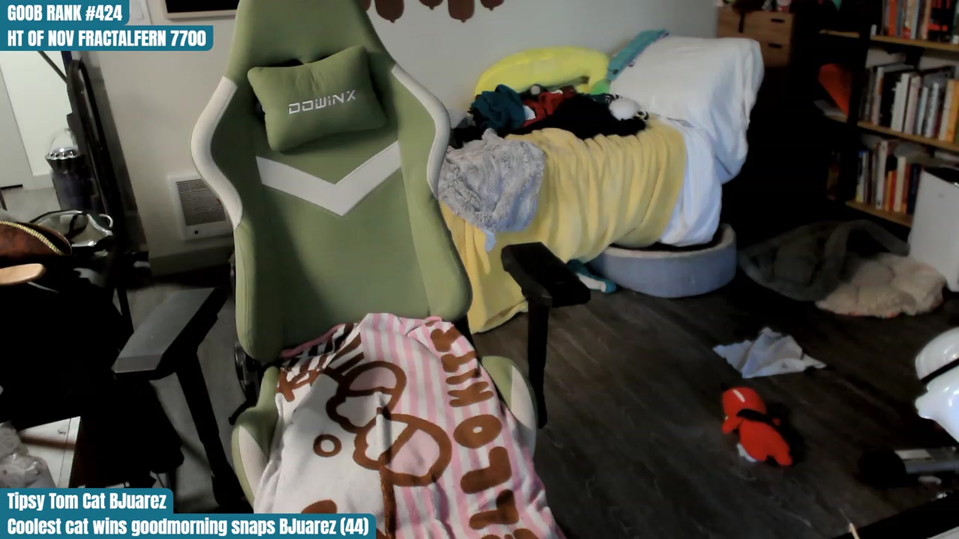 Gallery image thumbnail from Hempley's myfreecams stream on, 11/11/2023, 18:16 image 15 of 20