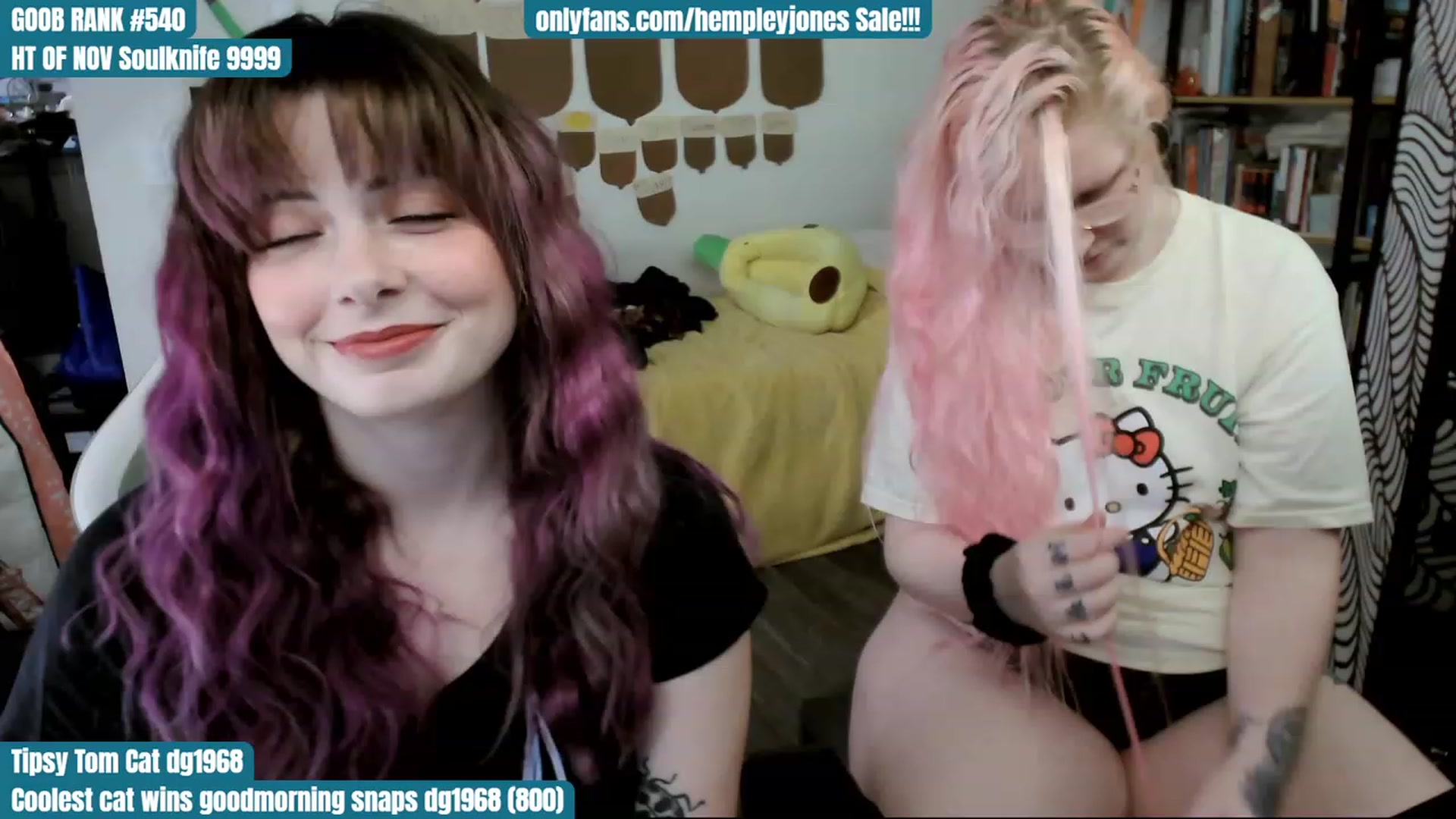 Gallery image thumbnail from Hempley's myfreecams stream on, 11/26/2023, 03:02 image 14 of 20