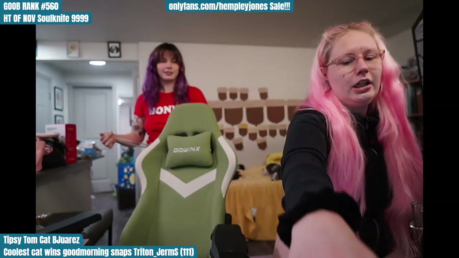 Gallery image thumbnail from Hempley's myfreecams stream on, 11/28/2023, 02:03 image 16 of 20