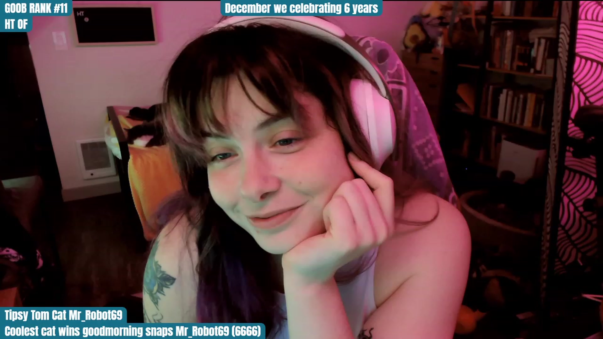 Gallery image thumbnail from Hempley's myfreecams stream on, 12/01/2023, 08:38 image 8 of 20