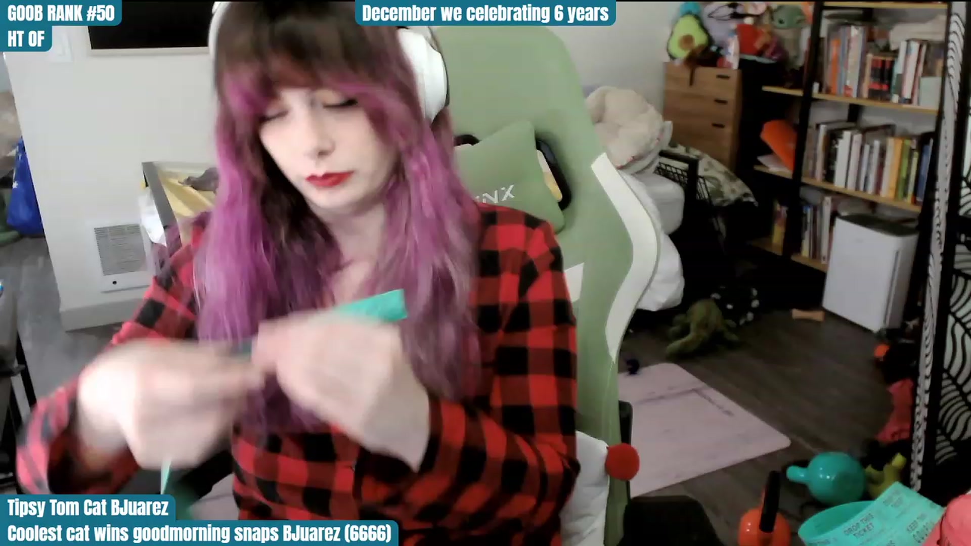 Gallery image thumbnail from Hempley's myfreecams stream on, 12/02/2023, 02:20 image 1 of 20