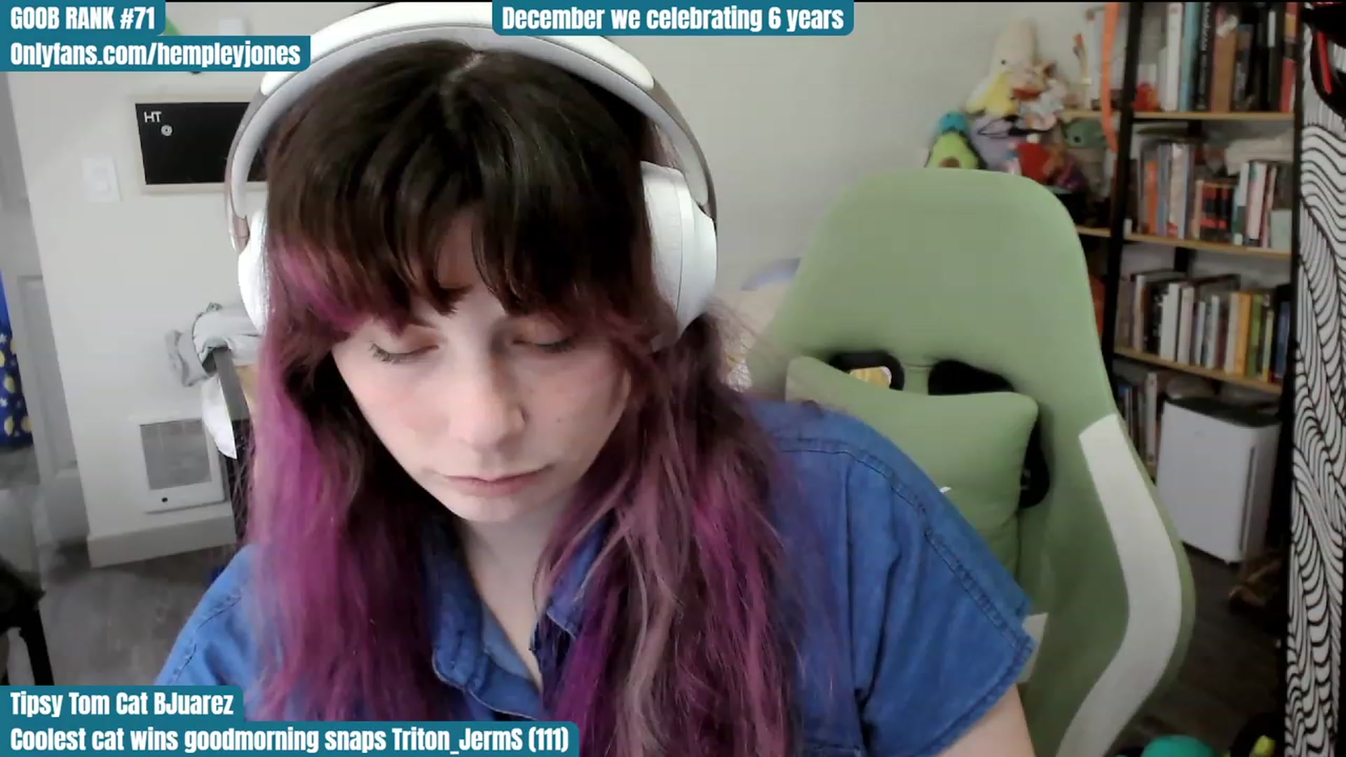 Gallery image thumbnail from Hempley's myfreecams stream on, 12/03/2023, 24:02 image 17 of 20