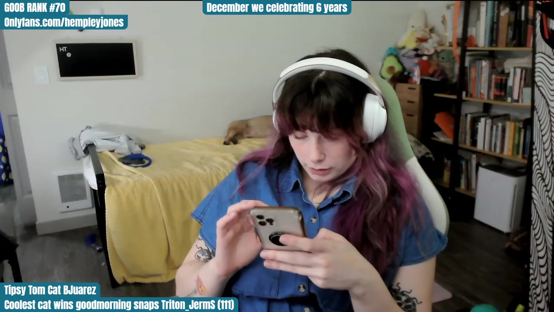 Gallery image thumbnail from Hempley's myfreecams stream on, 12/03/2023, 24:02 image 5 of 20