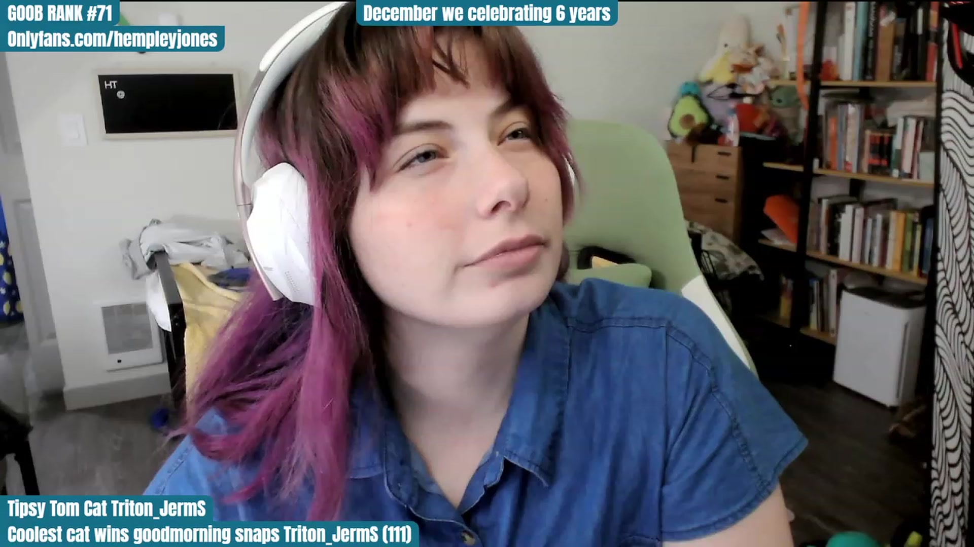 Gallery image thumbnail from Hempley's myfreecams stream on, 12/03/2023, 24:02 image 1 of 20