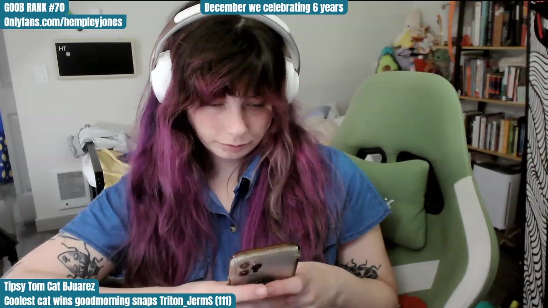 Gallery image thumbnail from Hempley's myfreecams stream on, 12/03/2023, 01:24 image 3 of 20