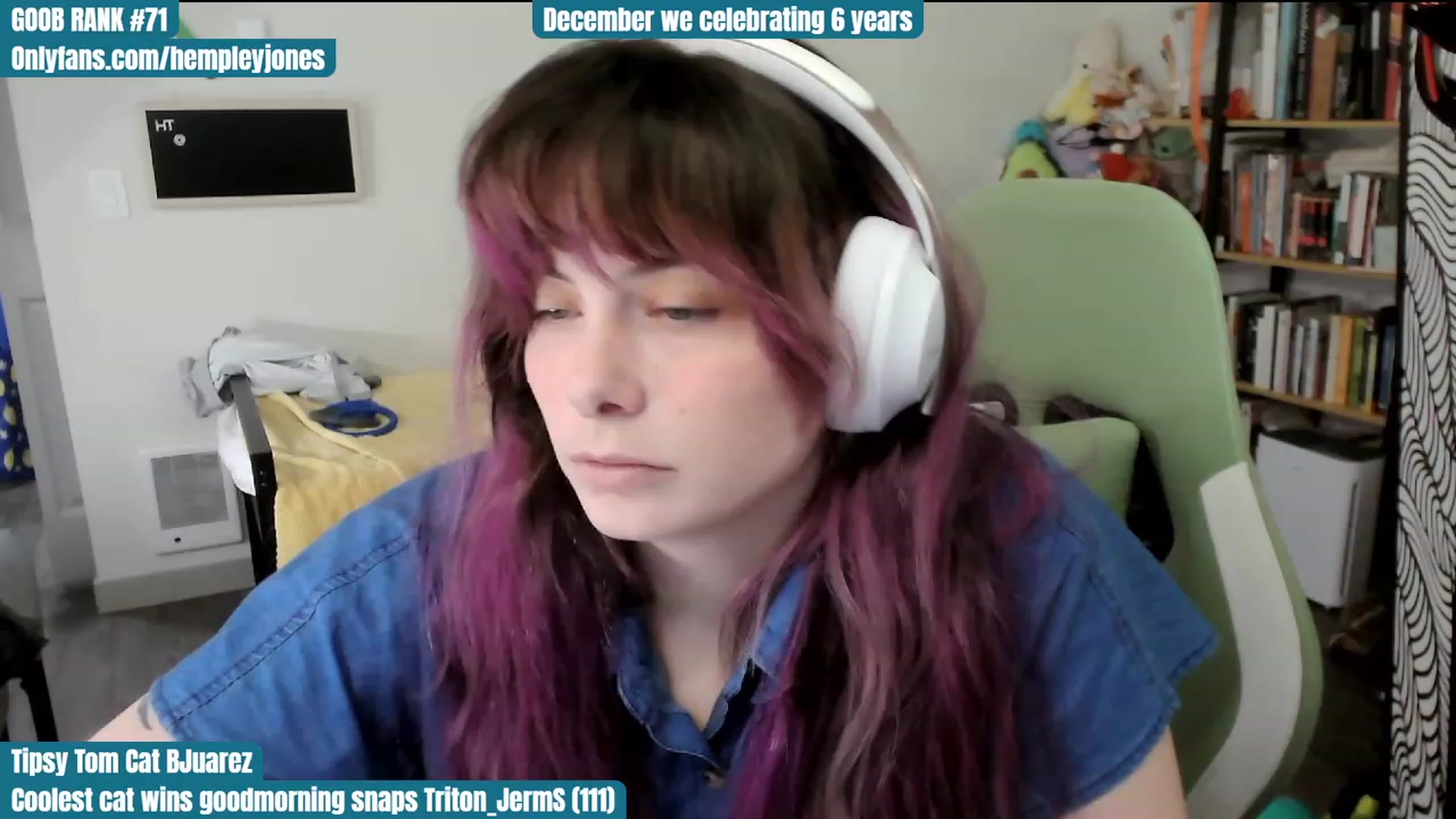 Gallery image thumbnail from Hempley's myfreecams stream on, 12/03/2023, 01:24 image 5 of 20