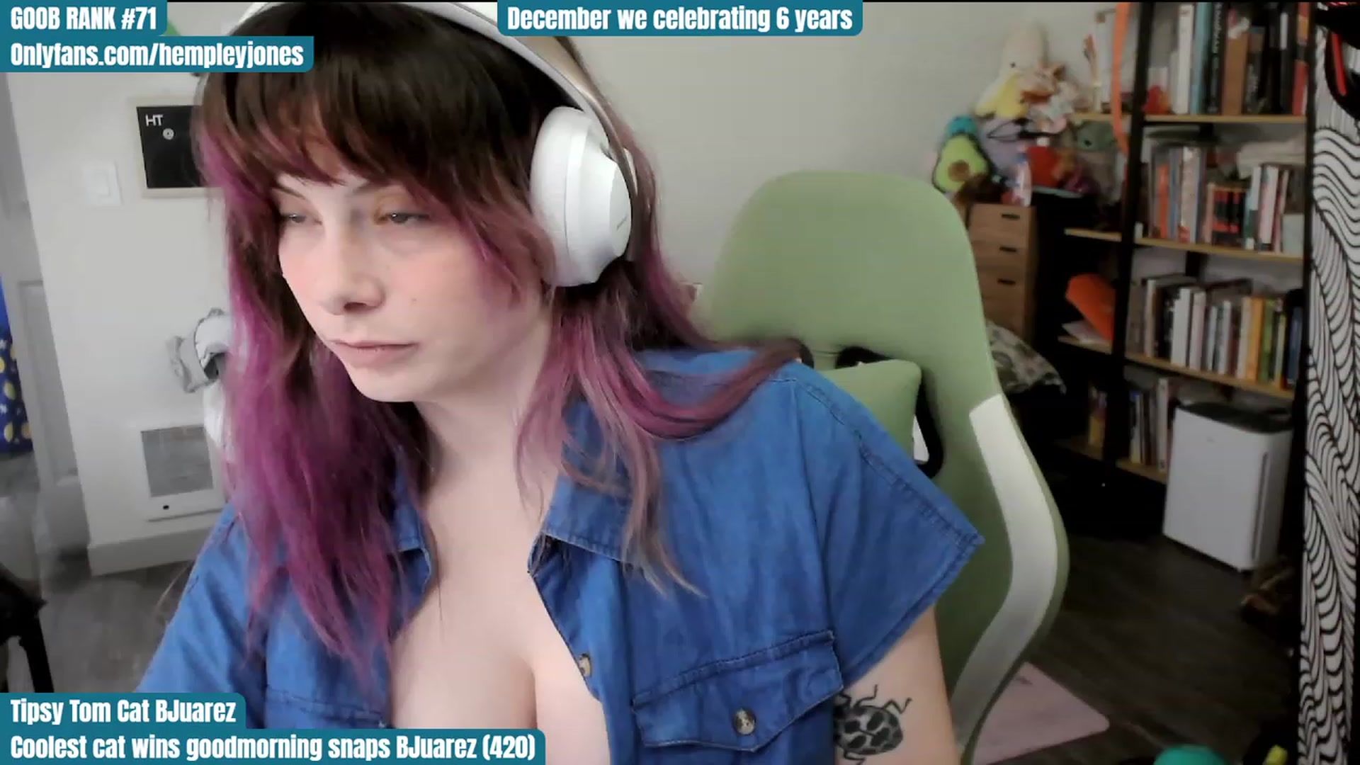 Gallery image thumbnail from Hempley's myfreecams stream on, 12/03/2023, 01:24 image 15 of 20