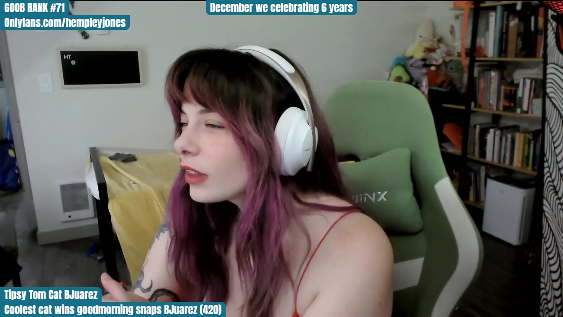 Gallery image thumbnail from Hempley's myfreecams stream on, 12/03/2023, 04:59 image 9 of 20