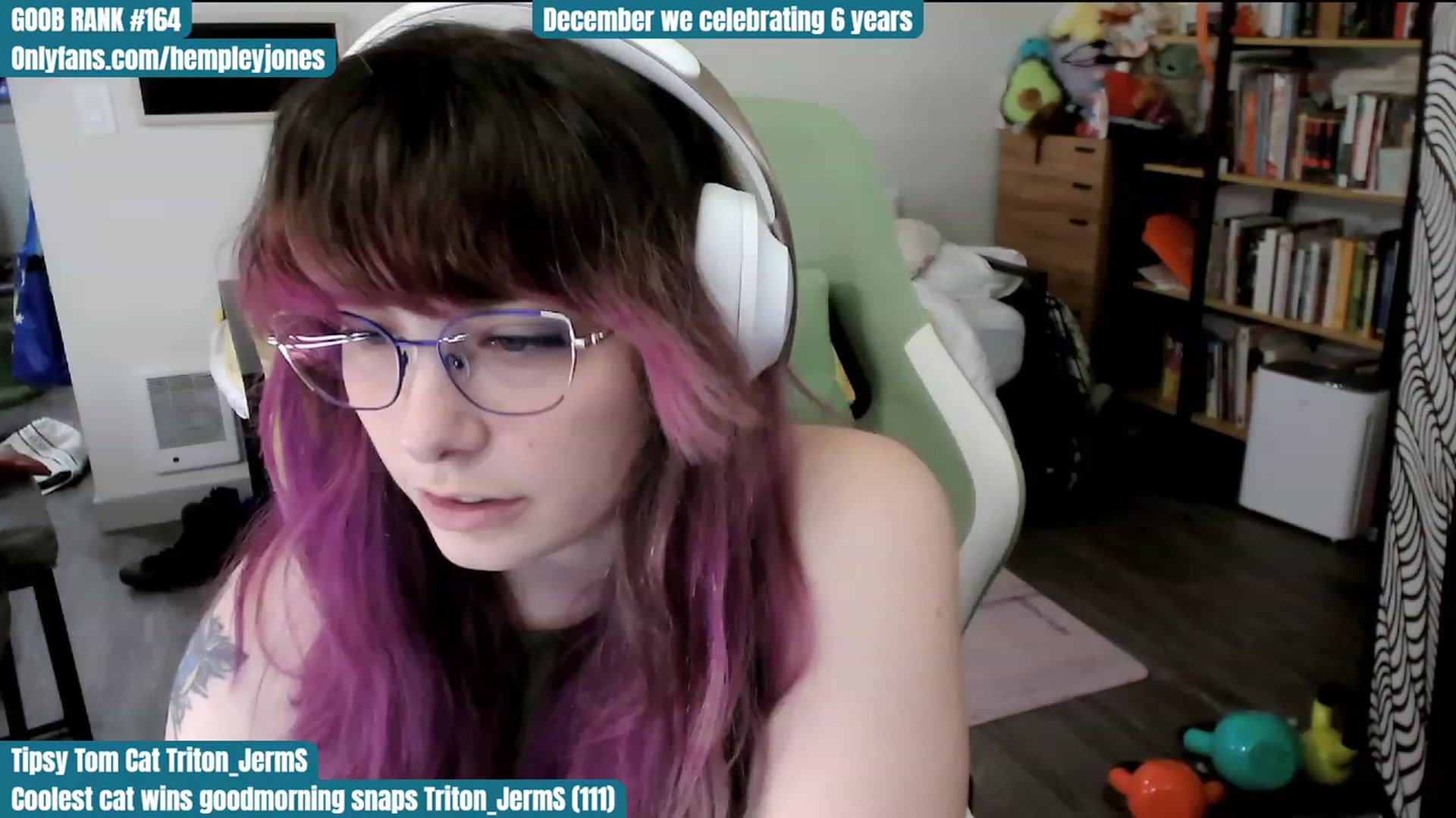 Gallery image thumbnail from Hempley's myfreecams stream on, 12/05/2023, 24:41 image 3 of 20