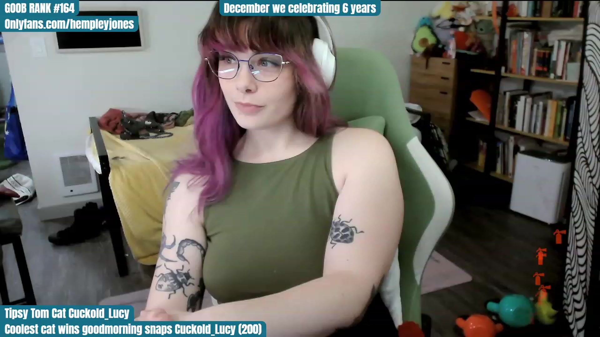 Gallery image thumbnail from Hempley's myfreecams stream on, 12/05/2023, 24:41 image 7 of 20