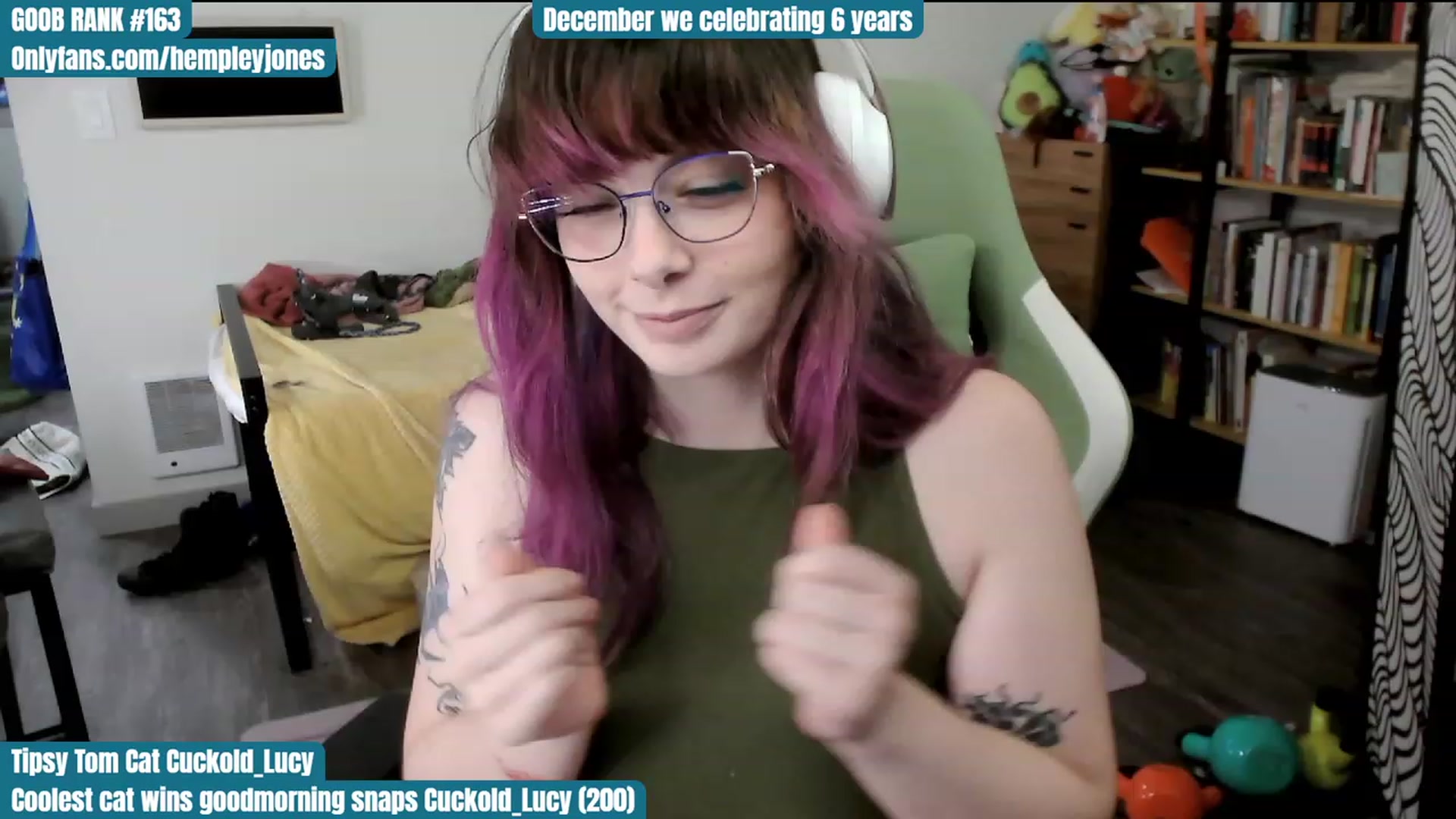 Gallery image thumbnail from Hempley's myfreecams stream on, 12/05/2023, 24:41 image 11 of 20
