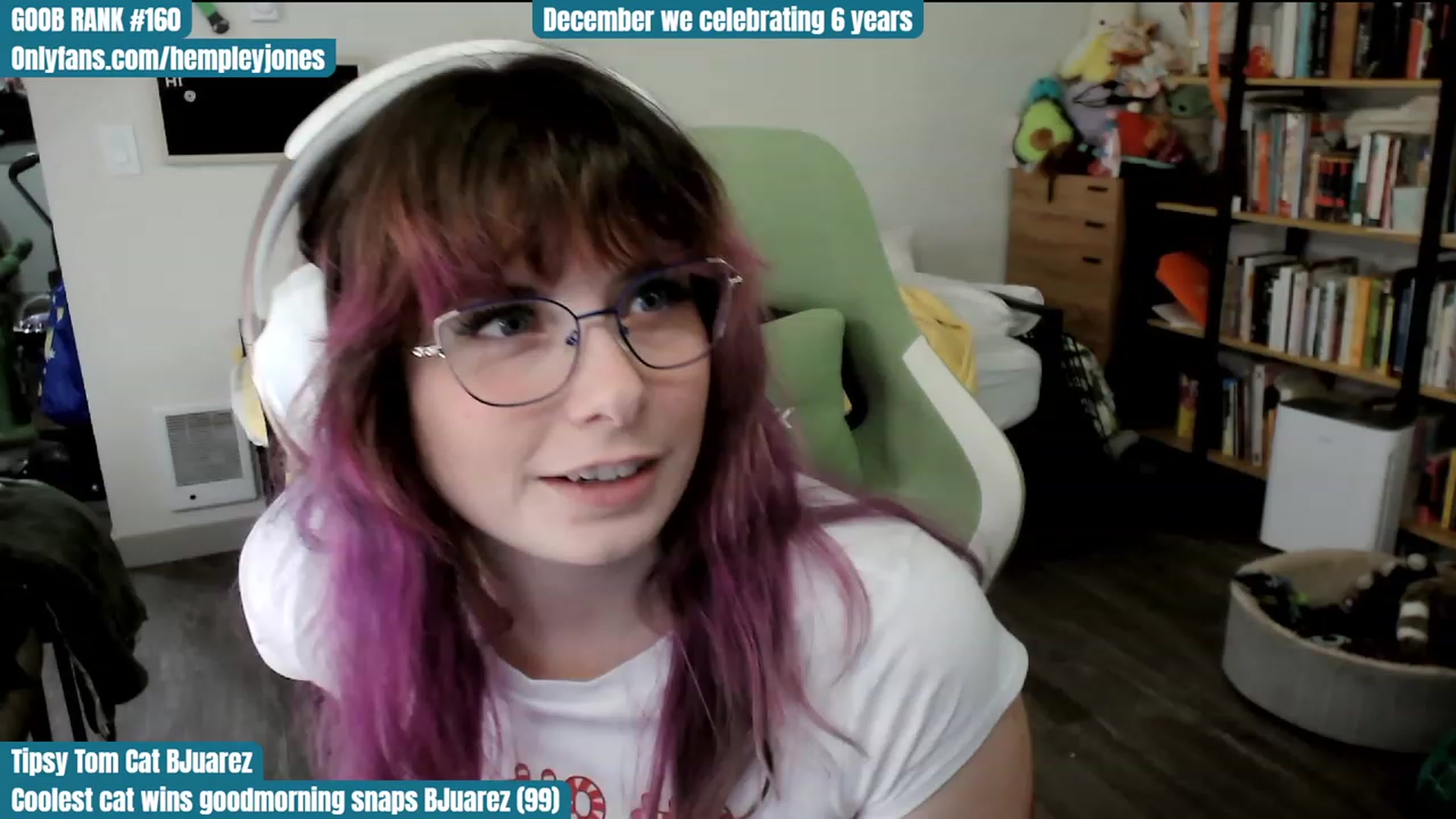 Gallery image thumbnail from Hempley's myfreecams stream on, 12/06/2023, 02:11 image 11 of 20