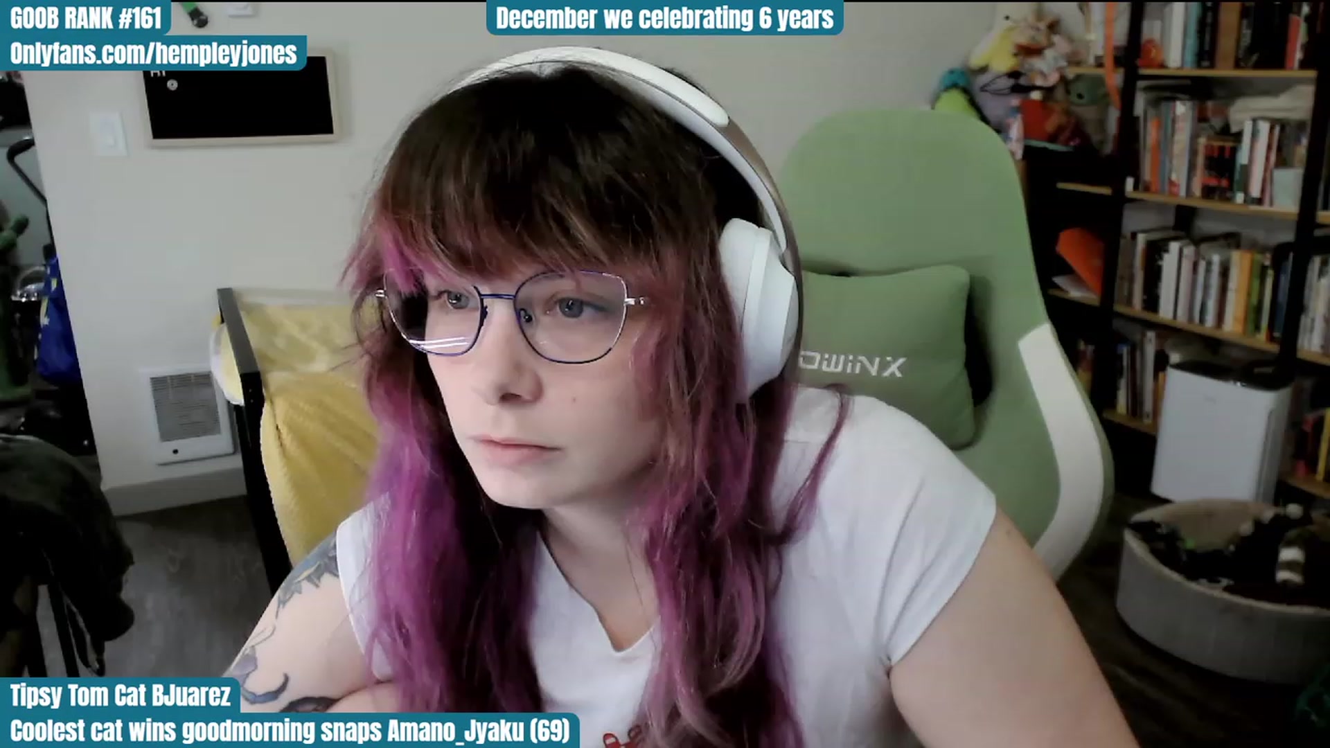 Gallery image thumbnail from Hempley's myfreecams stream on, 12/06/2023, 02:11 image 8 of 20
