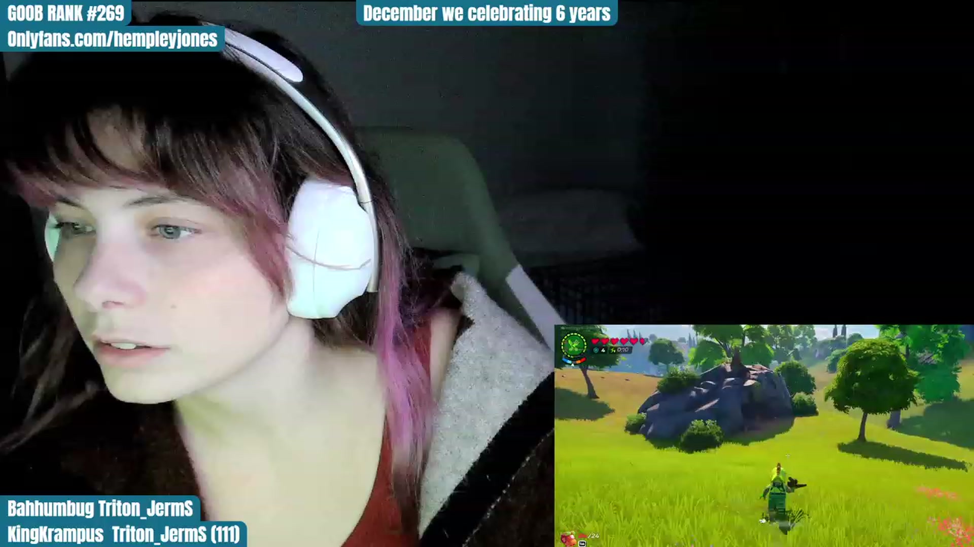 Gallery image thumbnail from Hempley's myfreecams stream on, 12/13/2023, 02:08 image 3 of 20