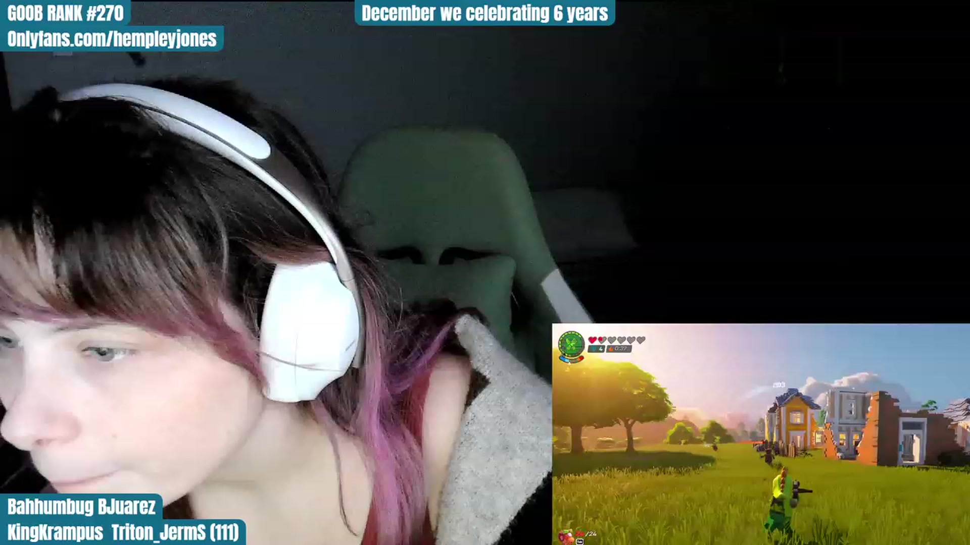 Gallery image thumbnail from Hempley's myfreecams stream on, 12/13/2023, 02:08 image 6 of 20
