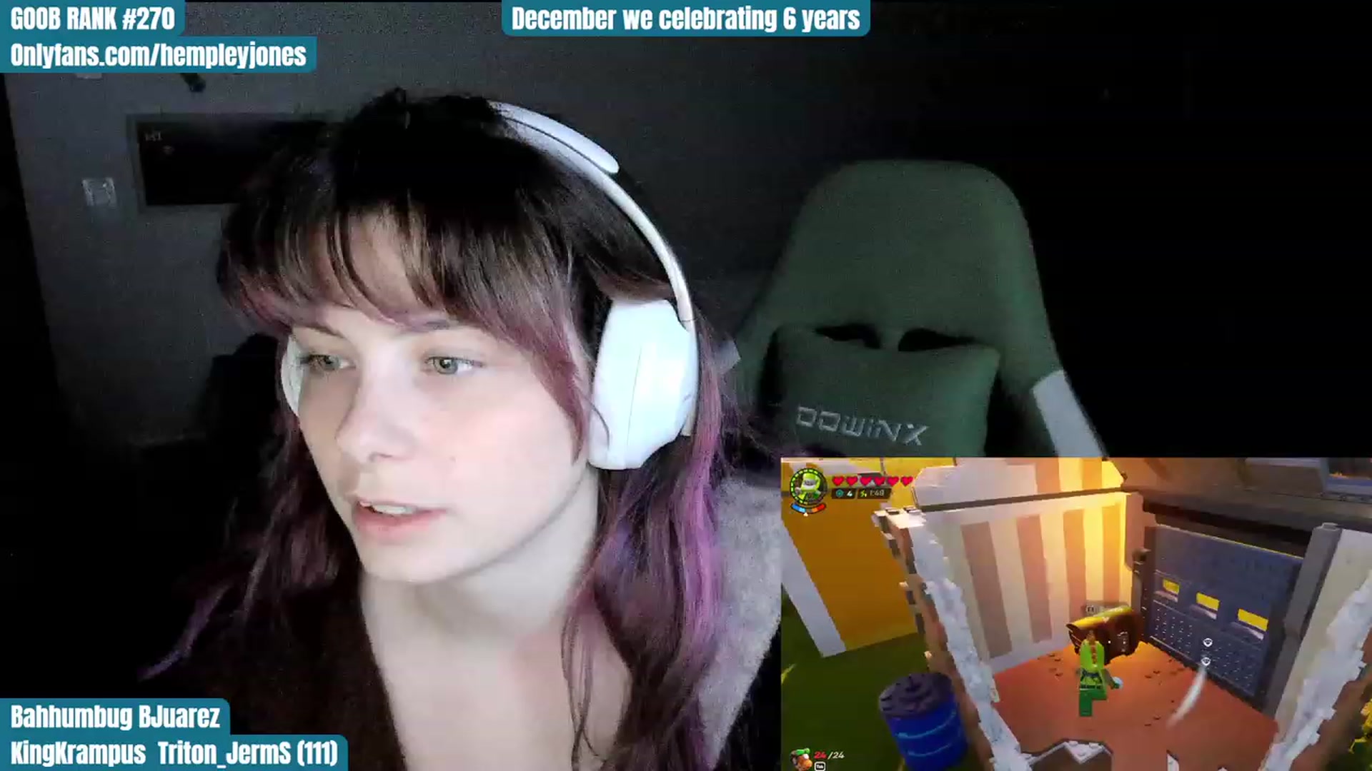 Gallery image thumbnail from Hempley's myfreecams stream on, 12/13/2023, 02:08 image 17 of 20