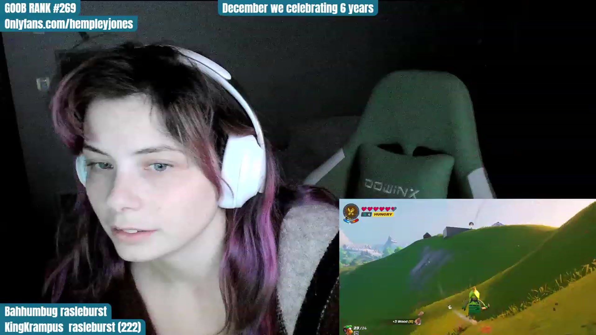 Gallery image thumbnail from Hempley's myfreecams stream on, 12/13/2023, 02:08 image 19 of 20
