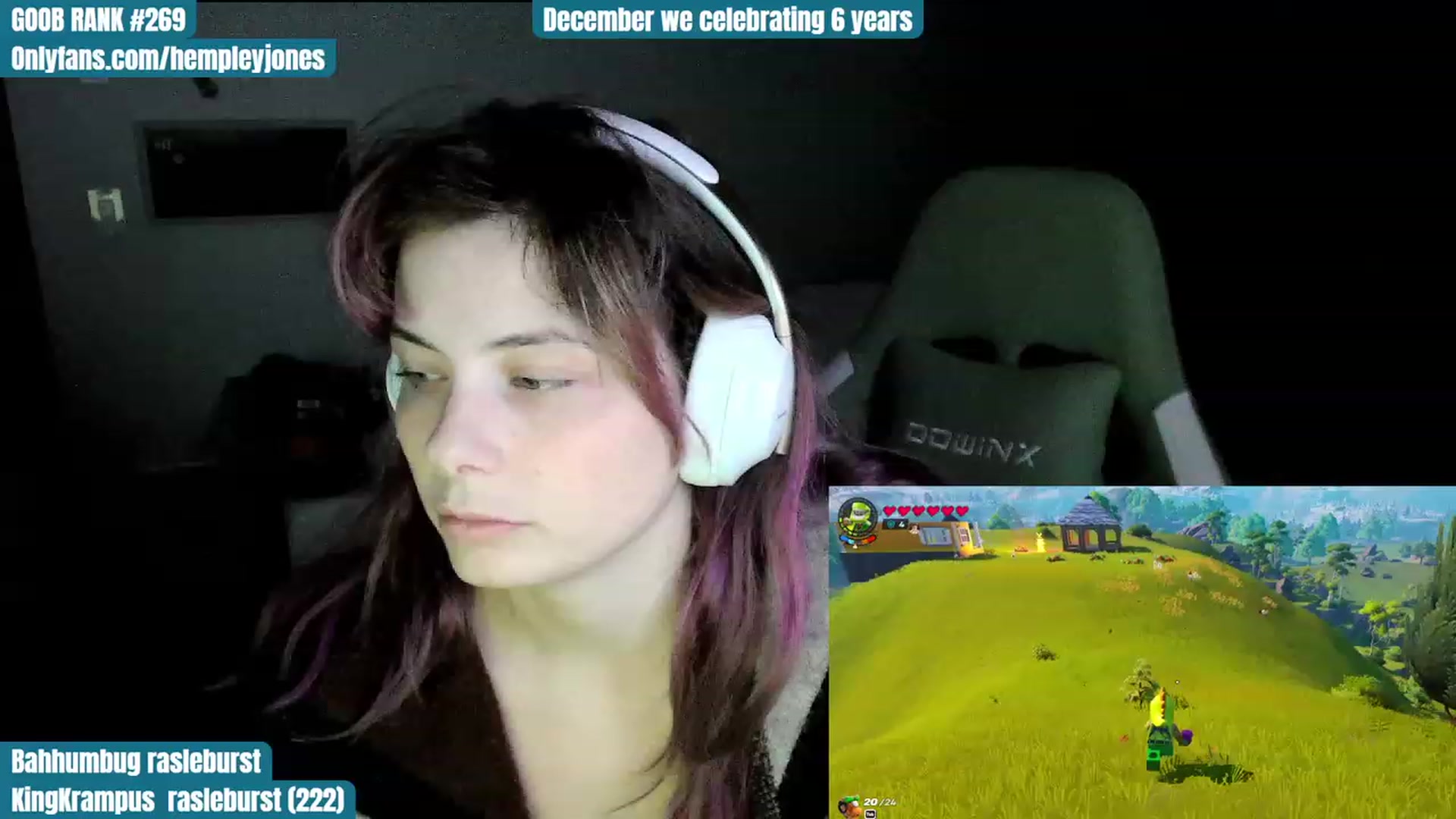 Gallery image thumbnail from Hempley's myfreecams stream on, 12/13/2023, 02:08 image 20 of 20