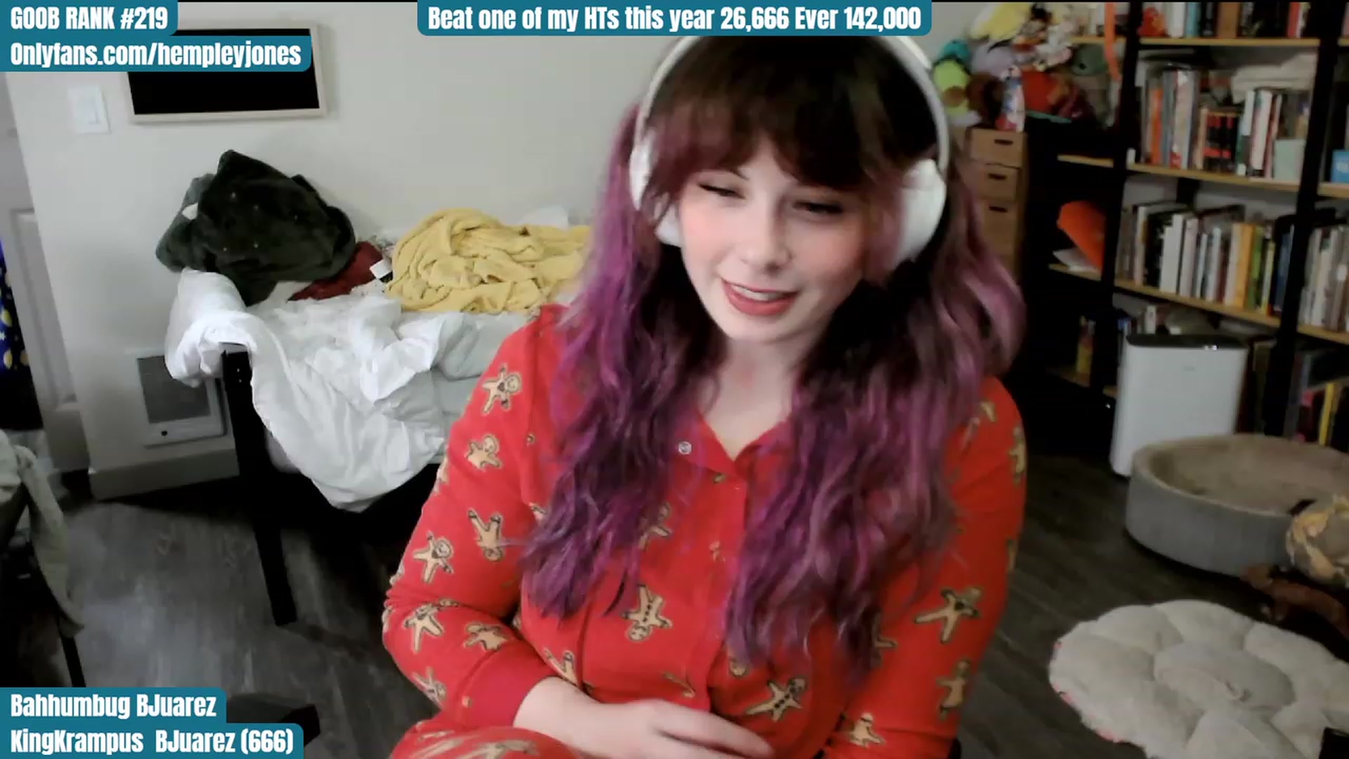 Gallery image thumbnail from Hempley's myfreecams stream on, 12/16/2023, 01:16 image 10 of 20