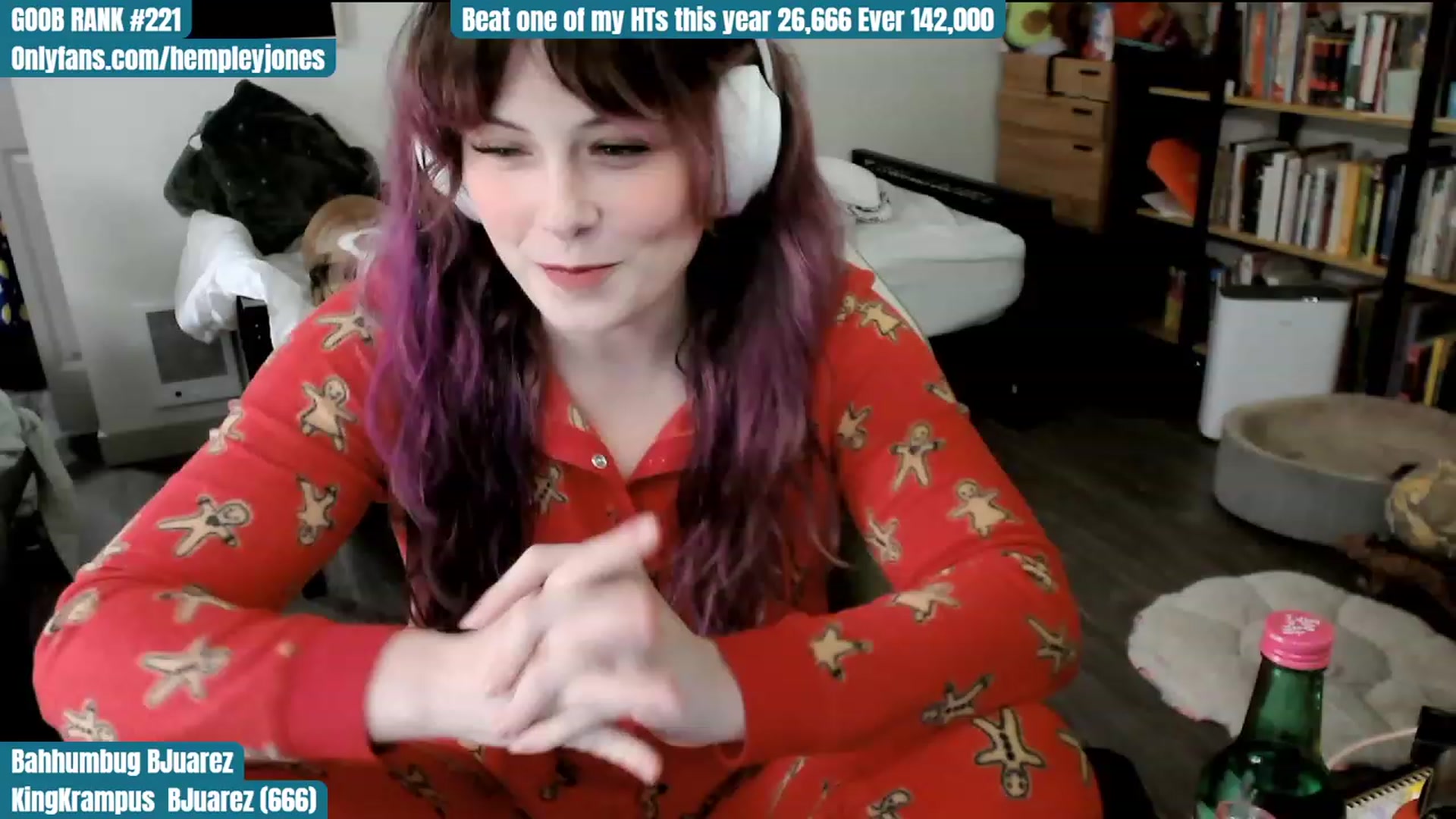 Gallery image thumbnail from Hempley's myfreecams stream on, 12/16/2023, 01:16 image 4 of 20