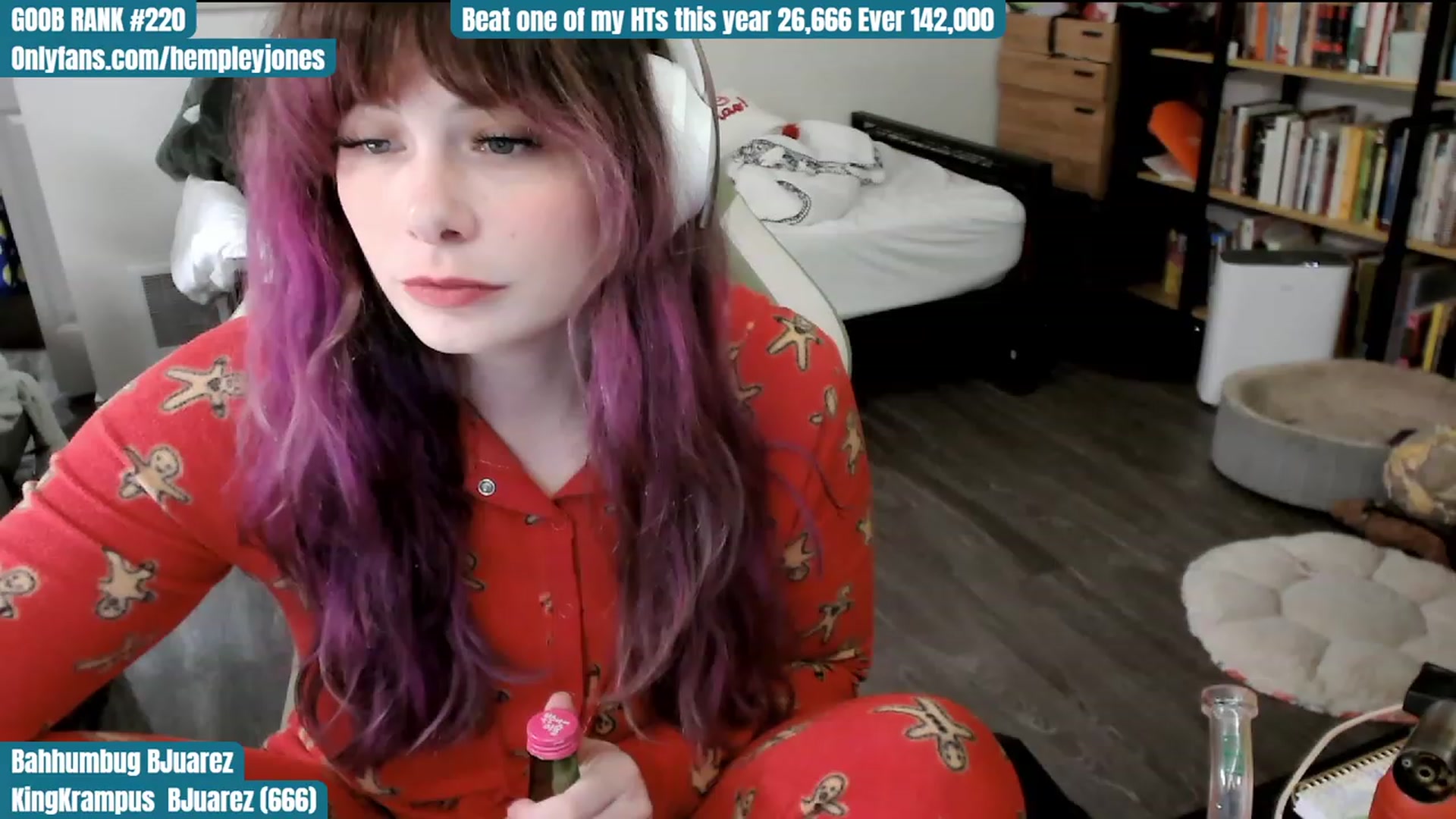Gallery image thumbnail from Hempley's myfreecams stream on, 12/16/2023, 01:16 image 20 of 20